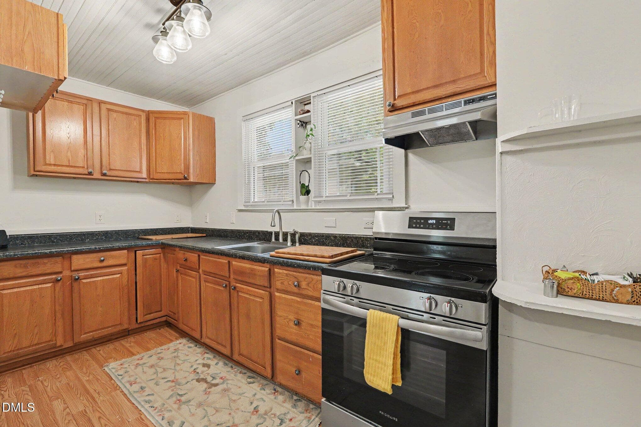 021_file_7242 - 431 Eugene Street, Durham, NC 27701