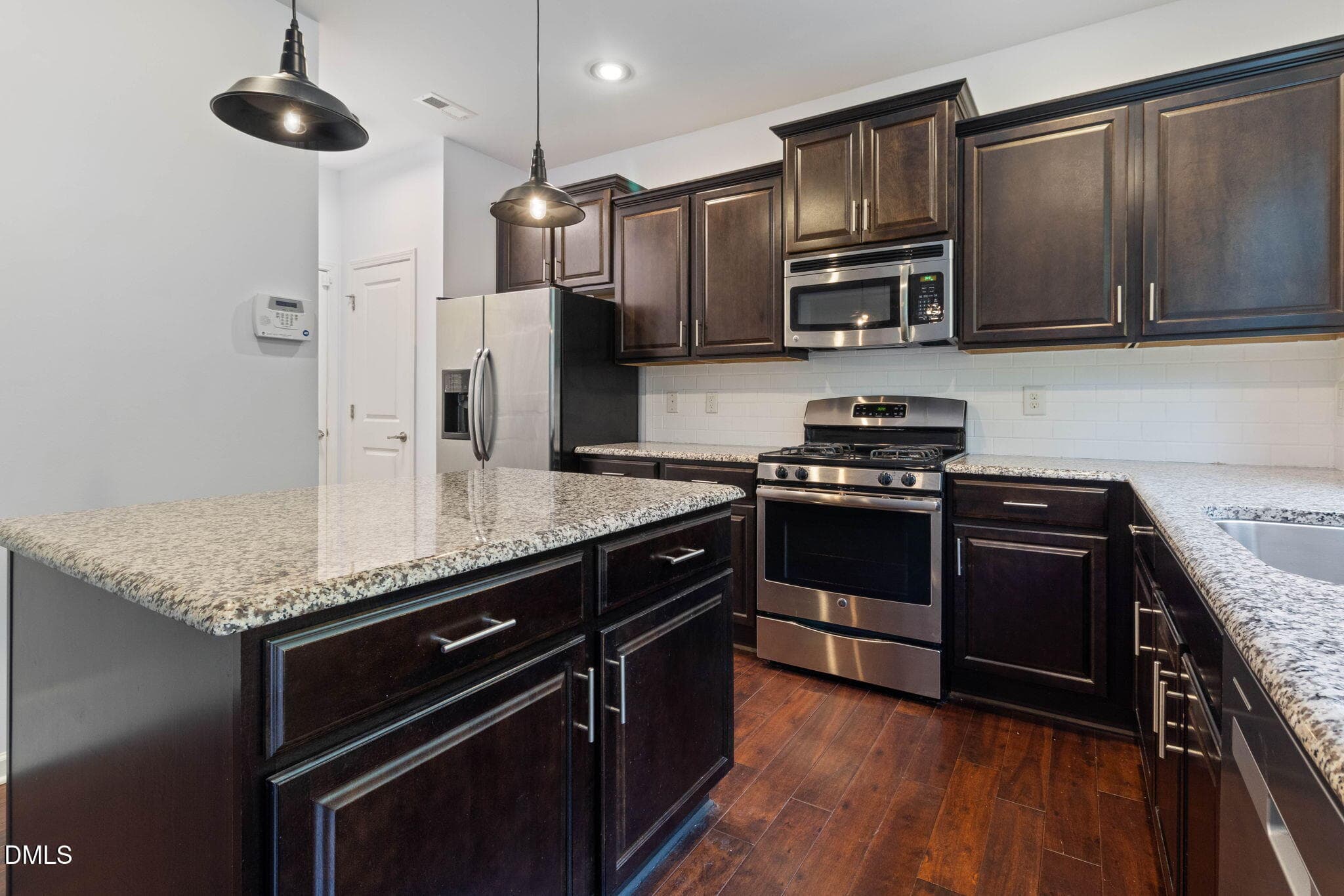 15-web-or-mls-IMG_0767RE - 2041 Longmont Drive, Wake Forest, NC 27587