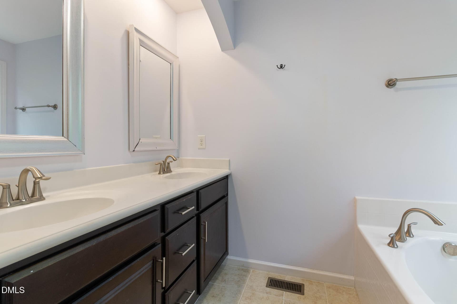 35-web-or-mls-IMG_0818 - 2041 Longmont Drive, Wake Forest, NC 27587