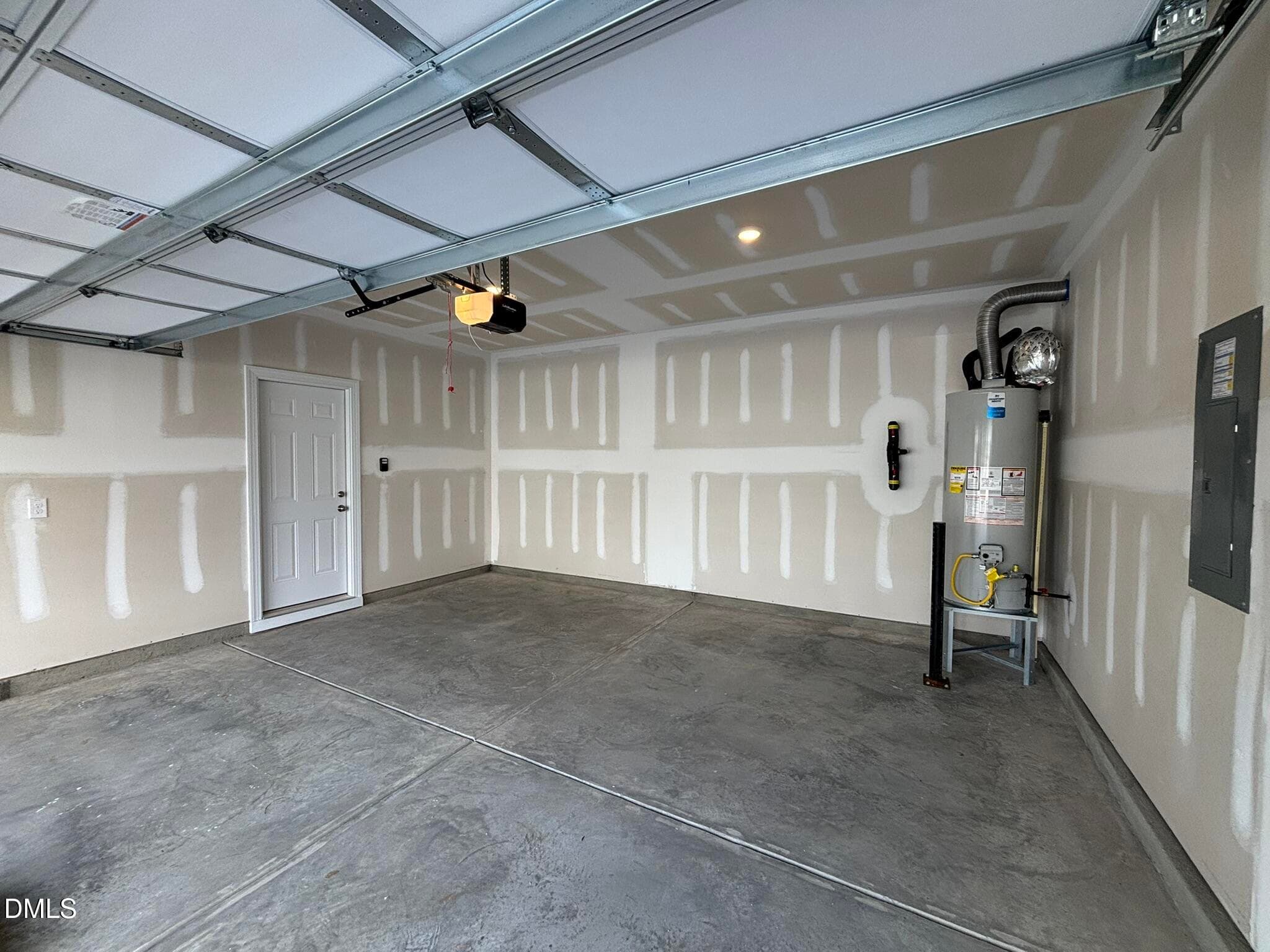 Garage - 9 Steppe Way, Garner, NC 27529