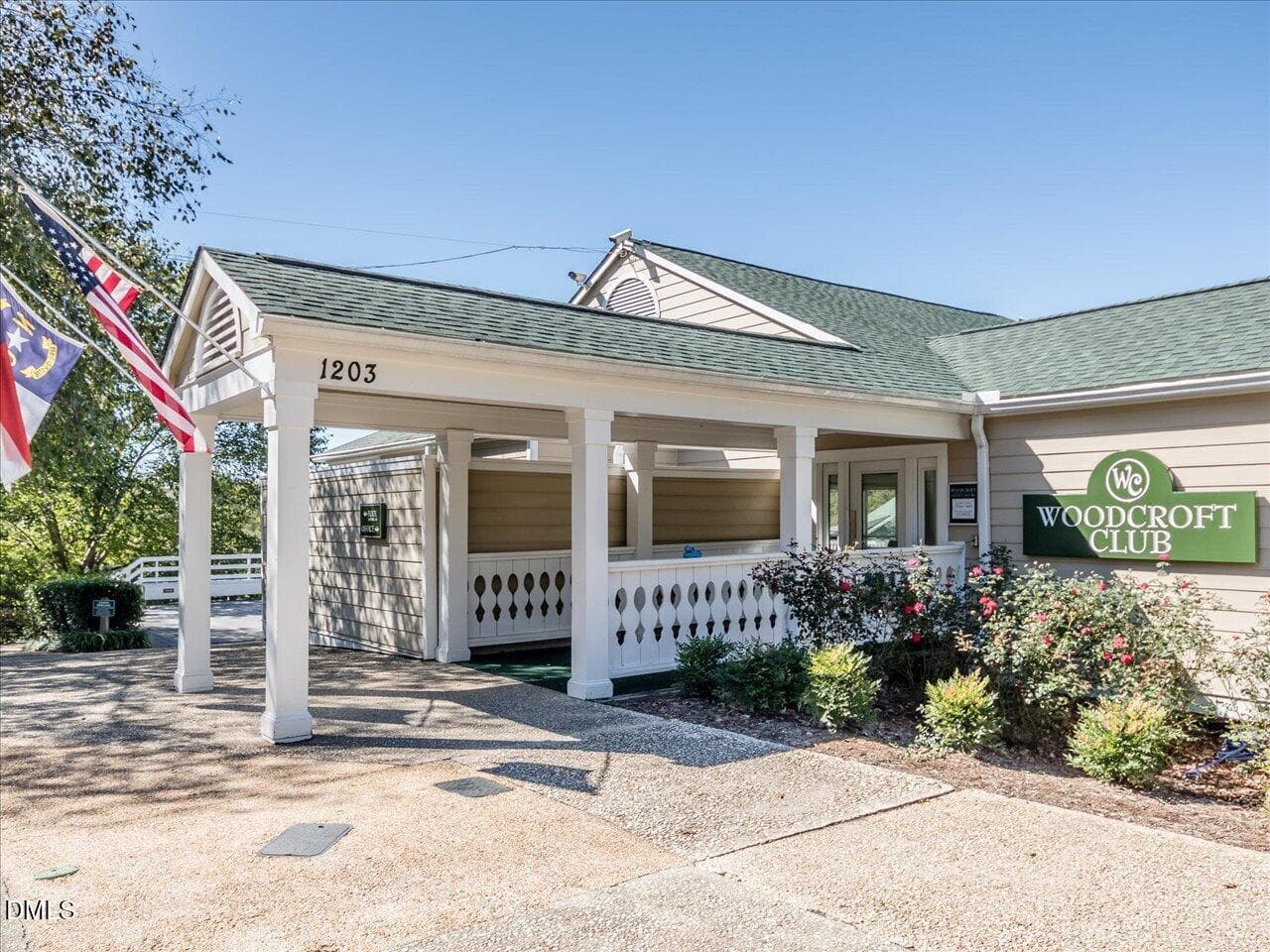 63-Nearby Woodcroft Club - 7 Kings Mount Court, Durham, NC 27713