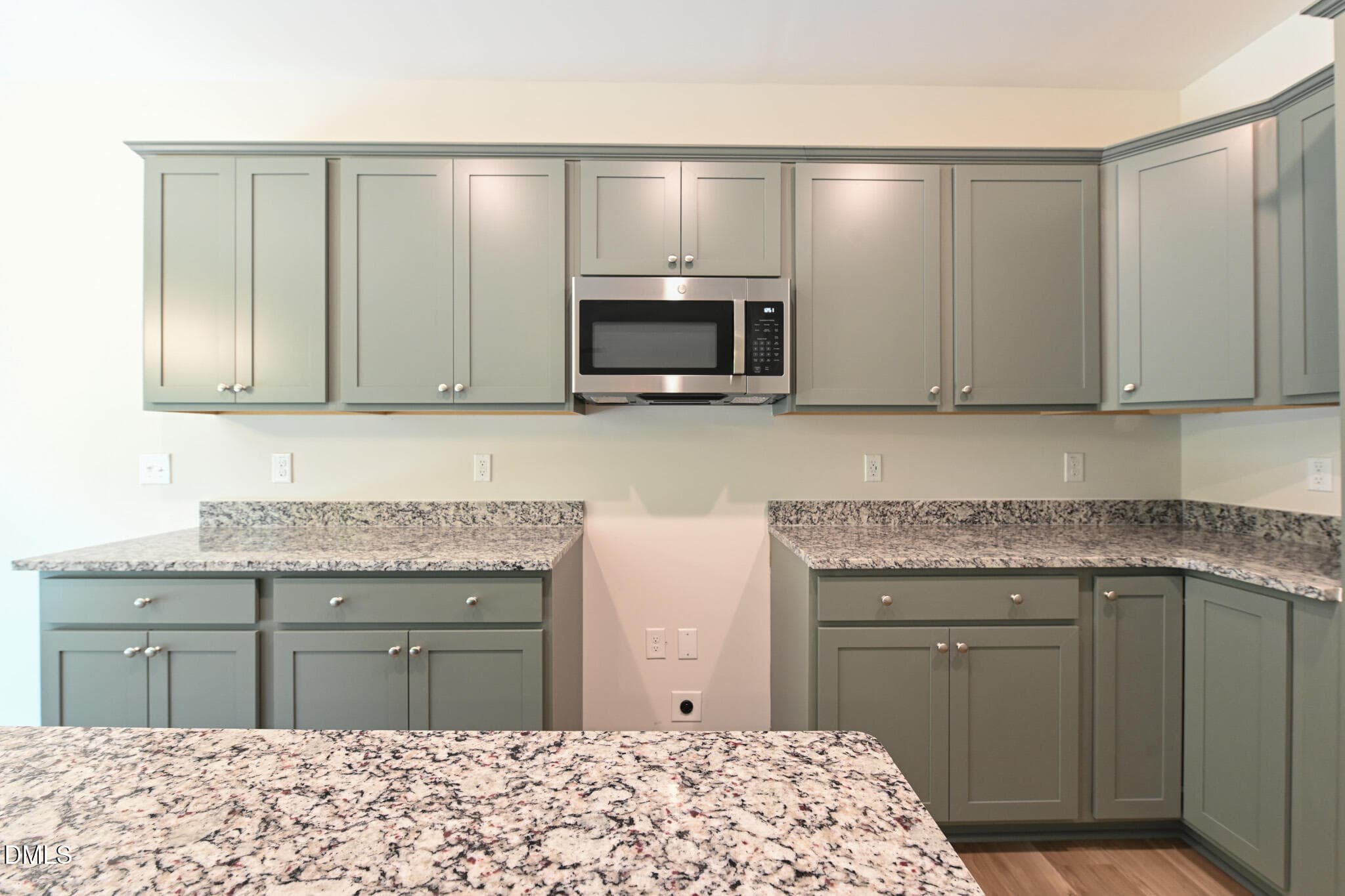 009 - 404 Lyon Estates Drive, La Grange, NC 28551