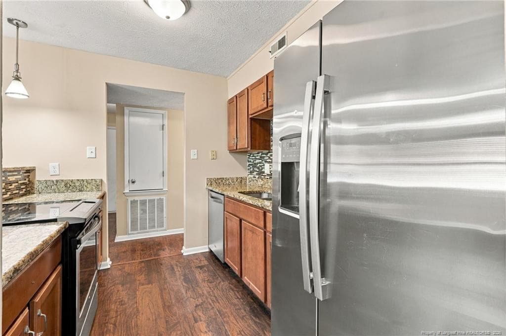 Photo 7 - 3701 Leonard Place, Hope Mills, NC 28348