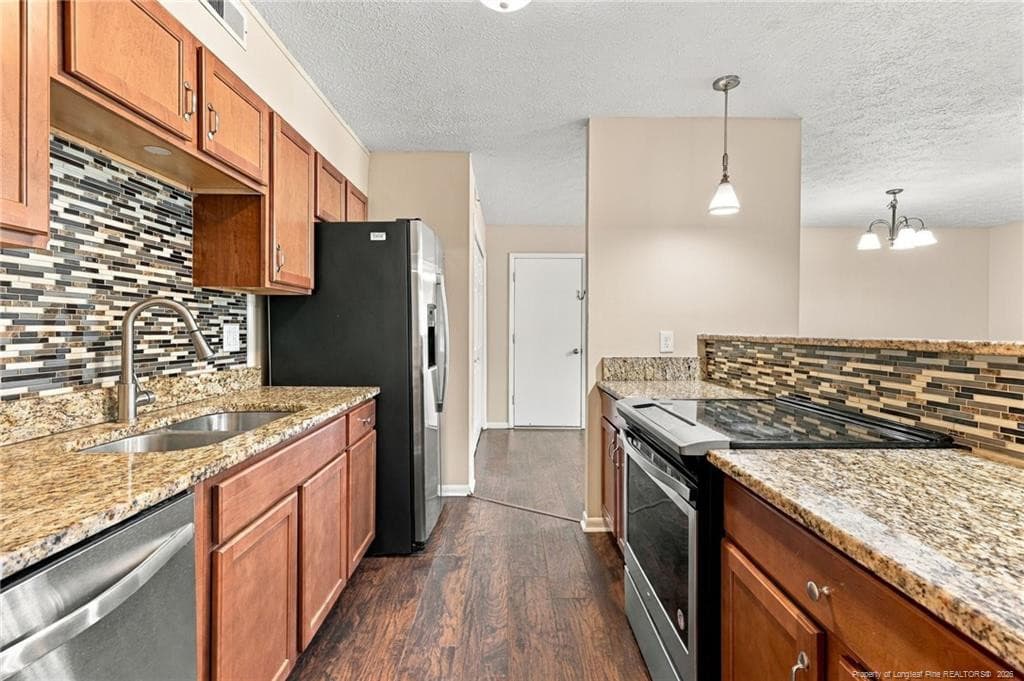 Photo 8 - 3701 Leonard Place, Hope Mills, NC 28348