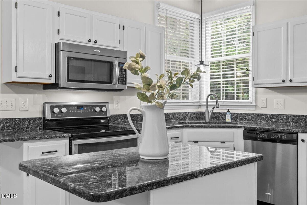 26-DSC04642 - 8521 Hawksmoor Drive, Raleigh, NC 27615