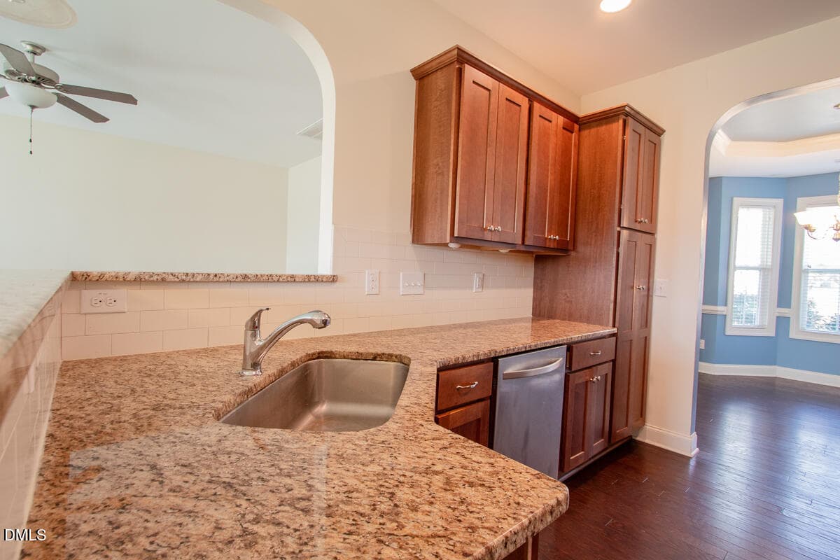 Kitchen - 85 Squire Street, Fuquay Varina, NC 27526