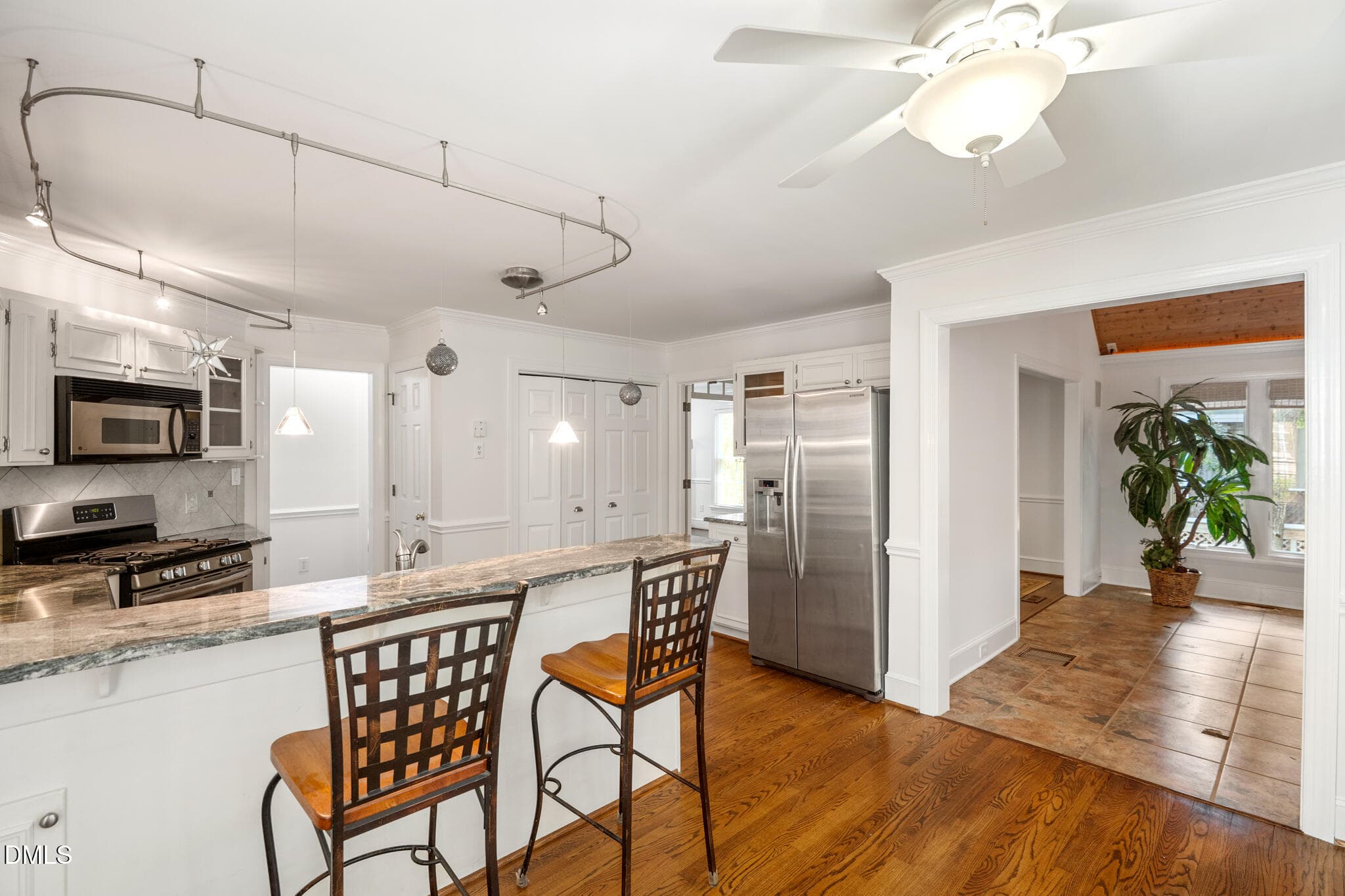 Breakfast Room to Den - 2269 Brisbayne Circle, Raleigh, NC 27615