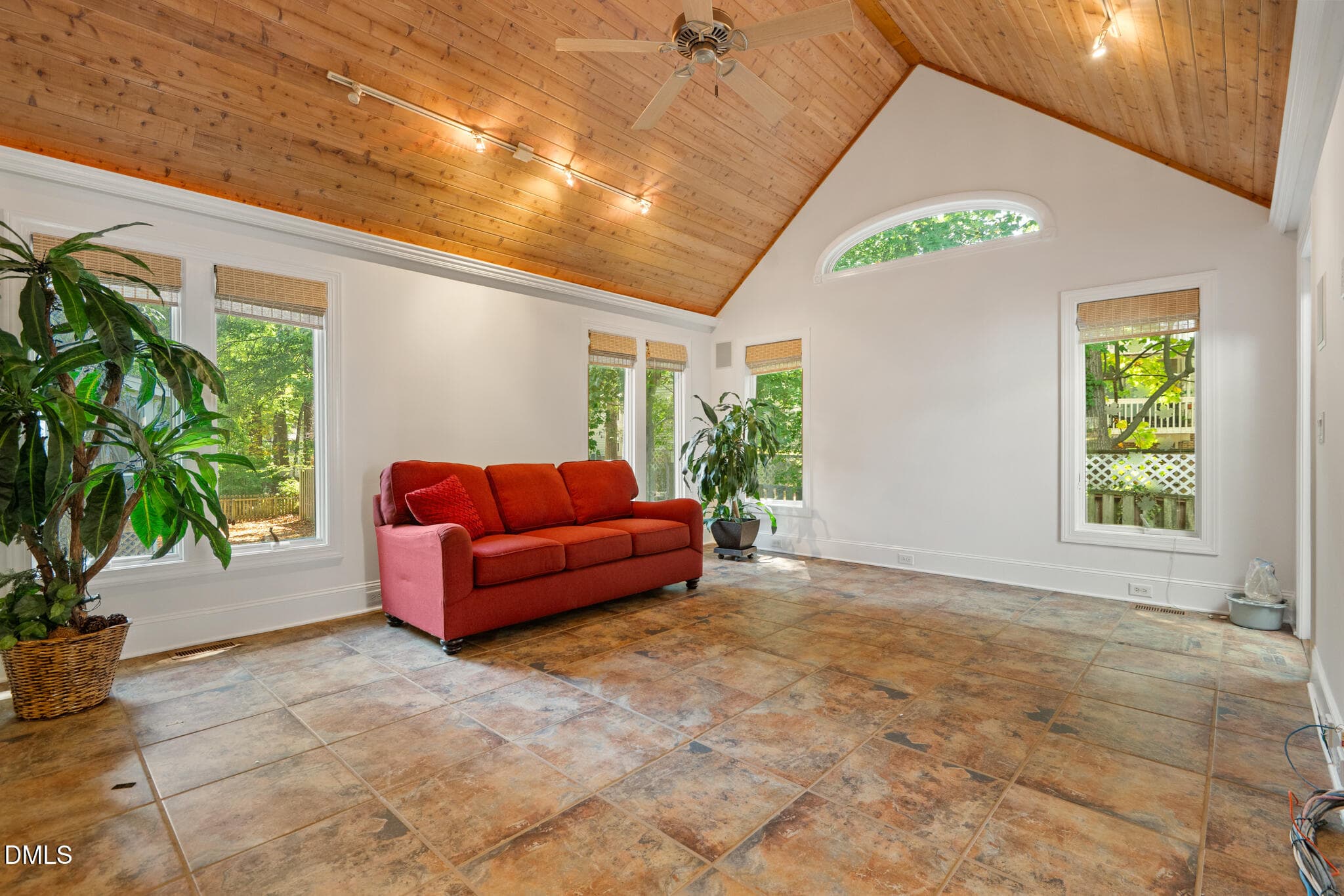 Gorgeous Vaulted Den - 2269 Brisbayne Circle, Raleigh, NC 27615
