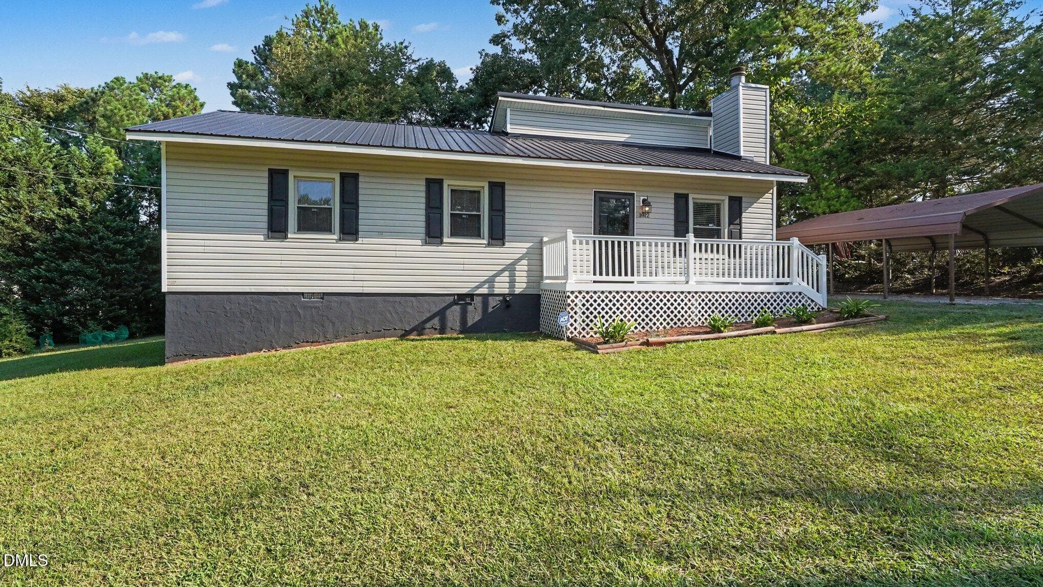 003_file_6045 - 1812 N Chatham Avenue, Siler City, NC 27344, Siler City