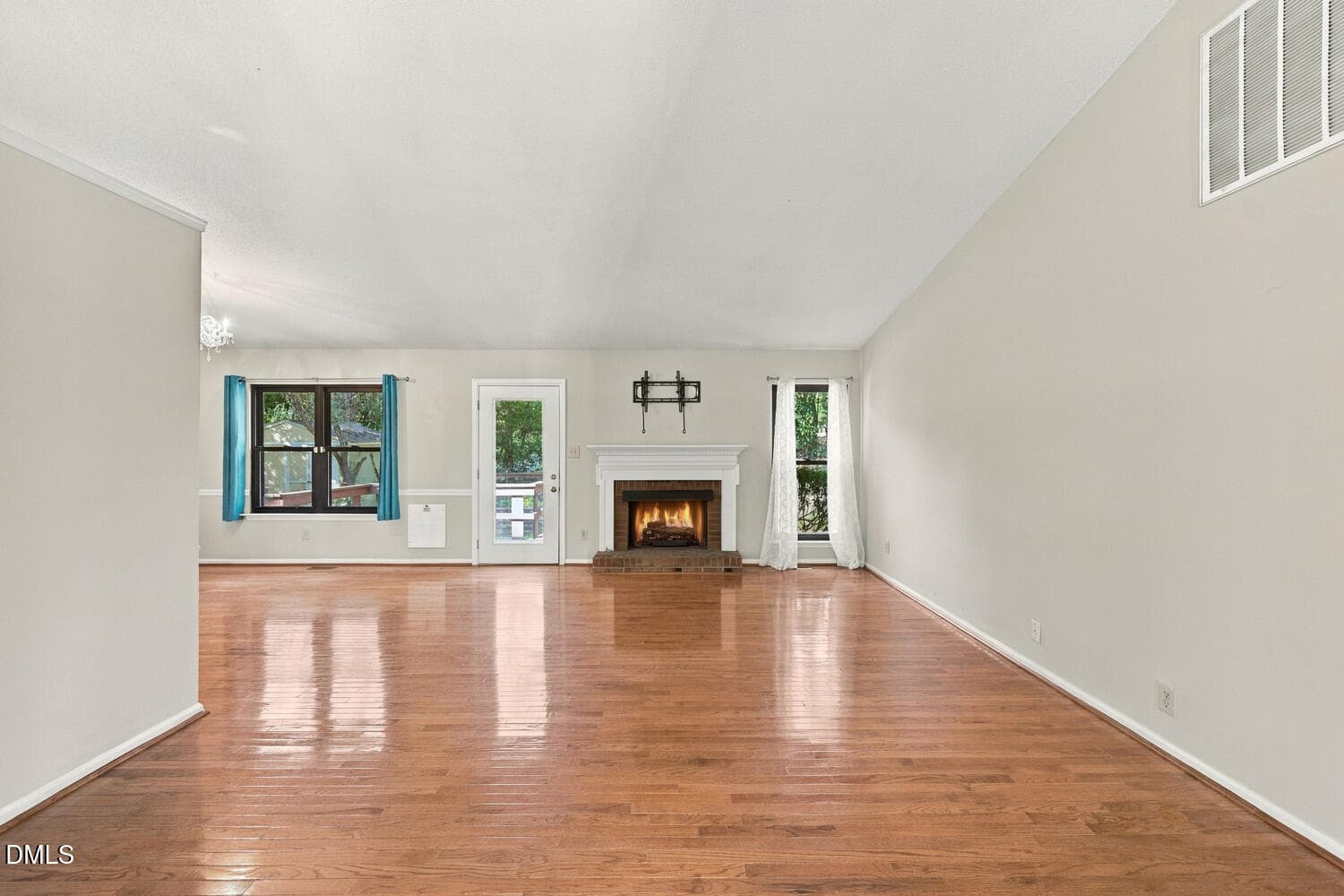 Living Room - 5609 Groomsbridge Court, Raleigh, NC 27612
