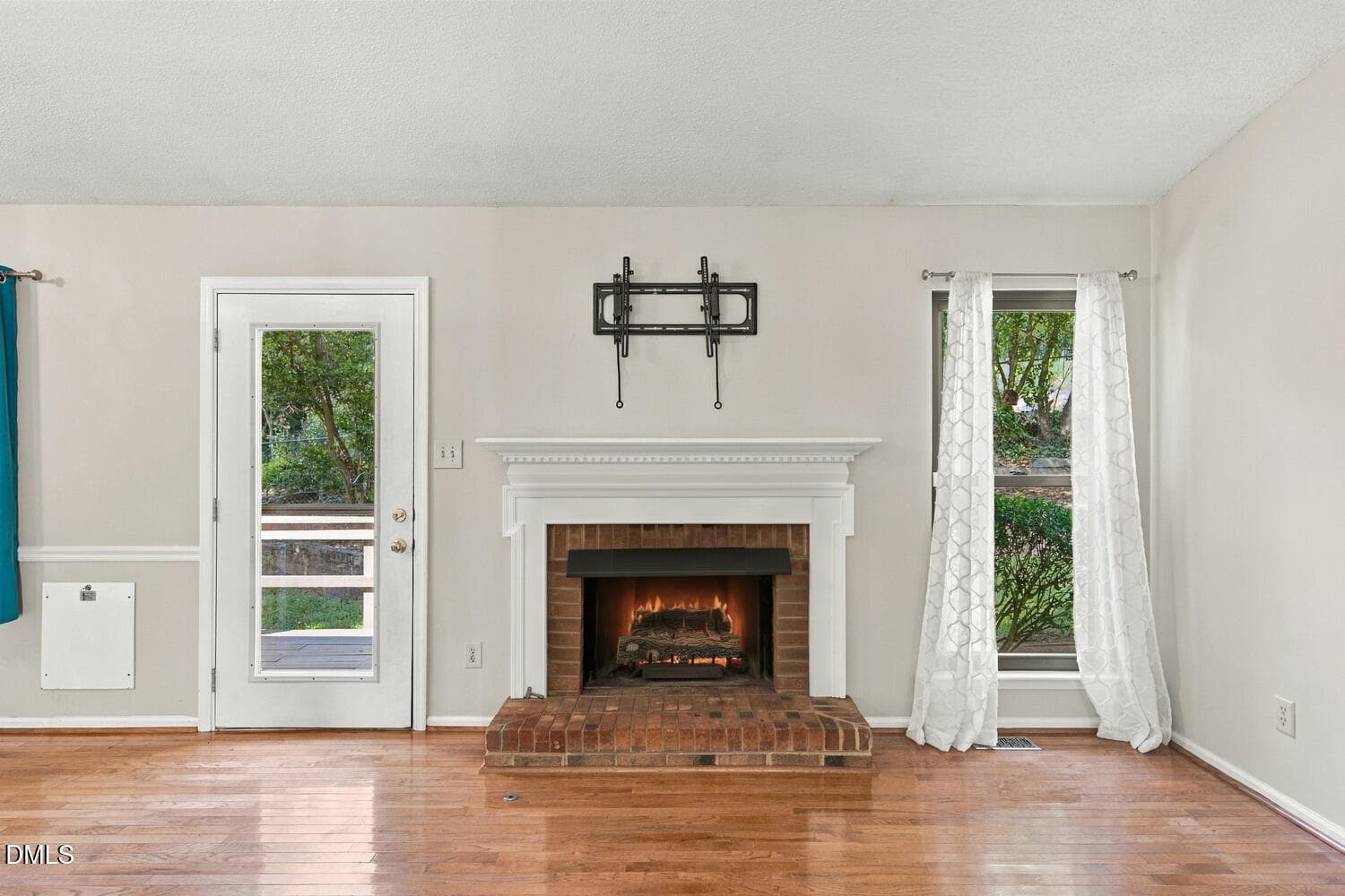 Living Room - 5609 Groomsbridge Court, Raleigh, NC 27612