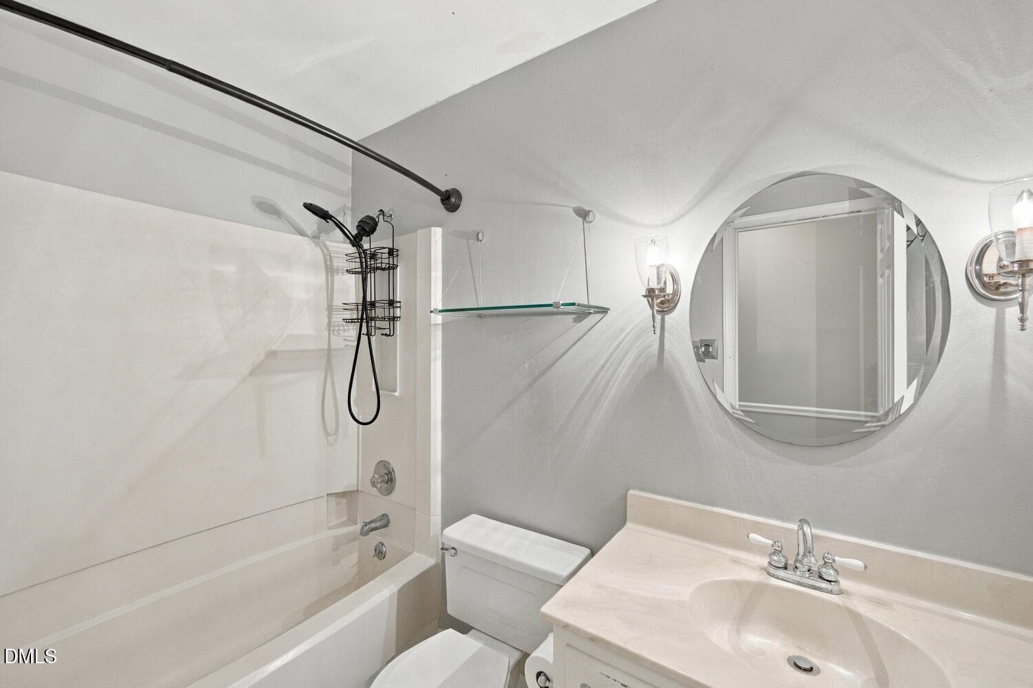 Bath 2 - 5609 Groomsbridge Court, Raleigh, NC 27612