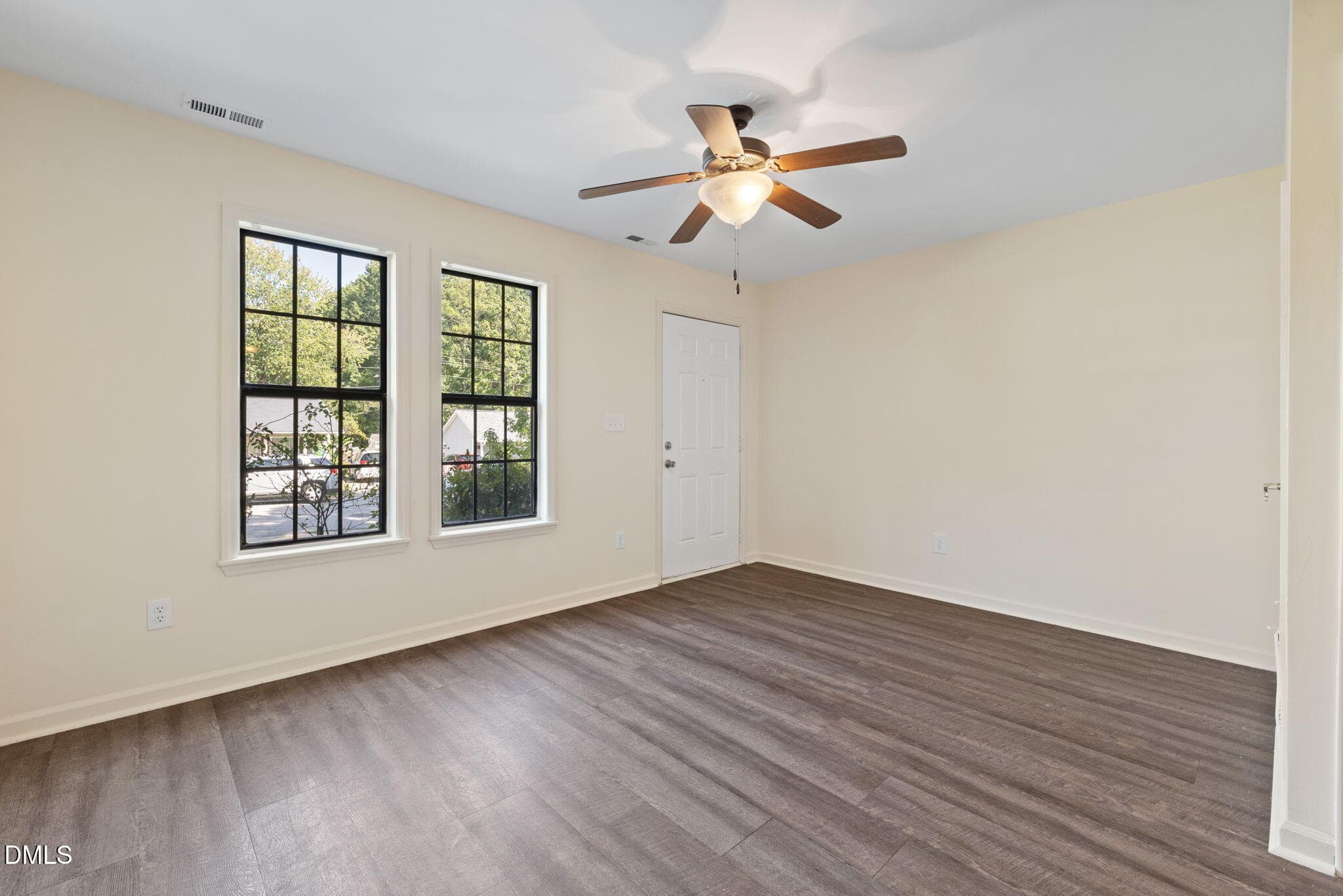 8-web-or-mls-DX3A7262 - 2714 Big Oak Street, Raleigh, NC 27610