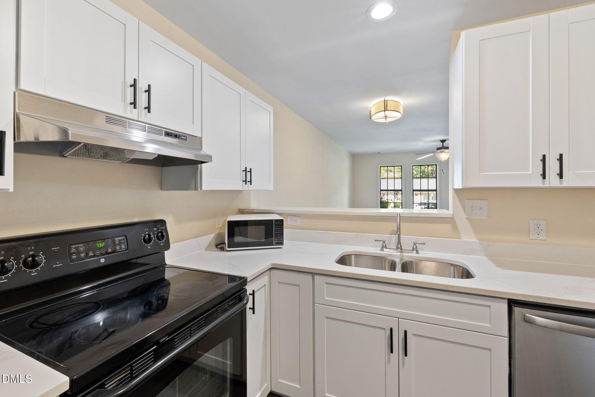 14-web-or-mls-DX3A7307 - 2714 Big Oak Street, Raleigh, NC 27610