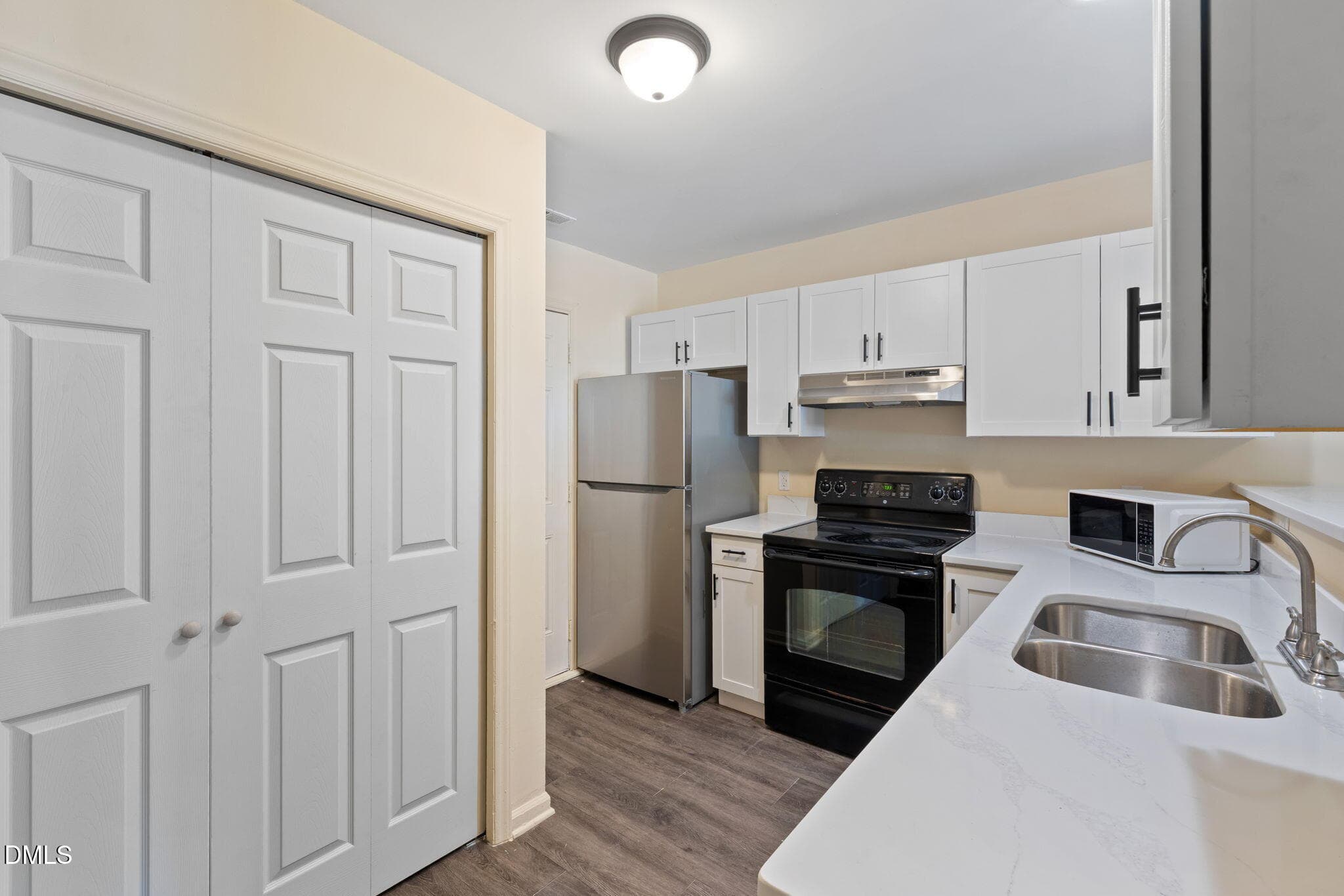 16-web-or-mls-DX3A7317 - 2714 Big Oak Street, Raleigh, NC 27610