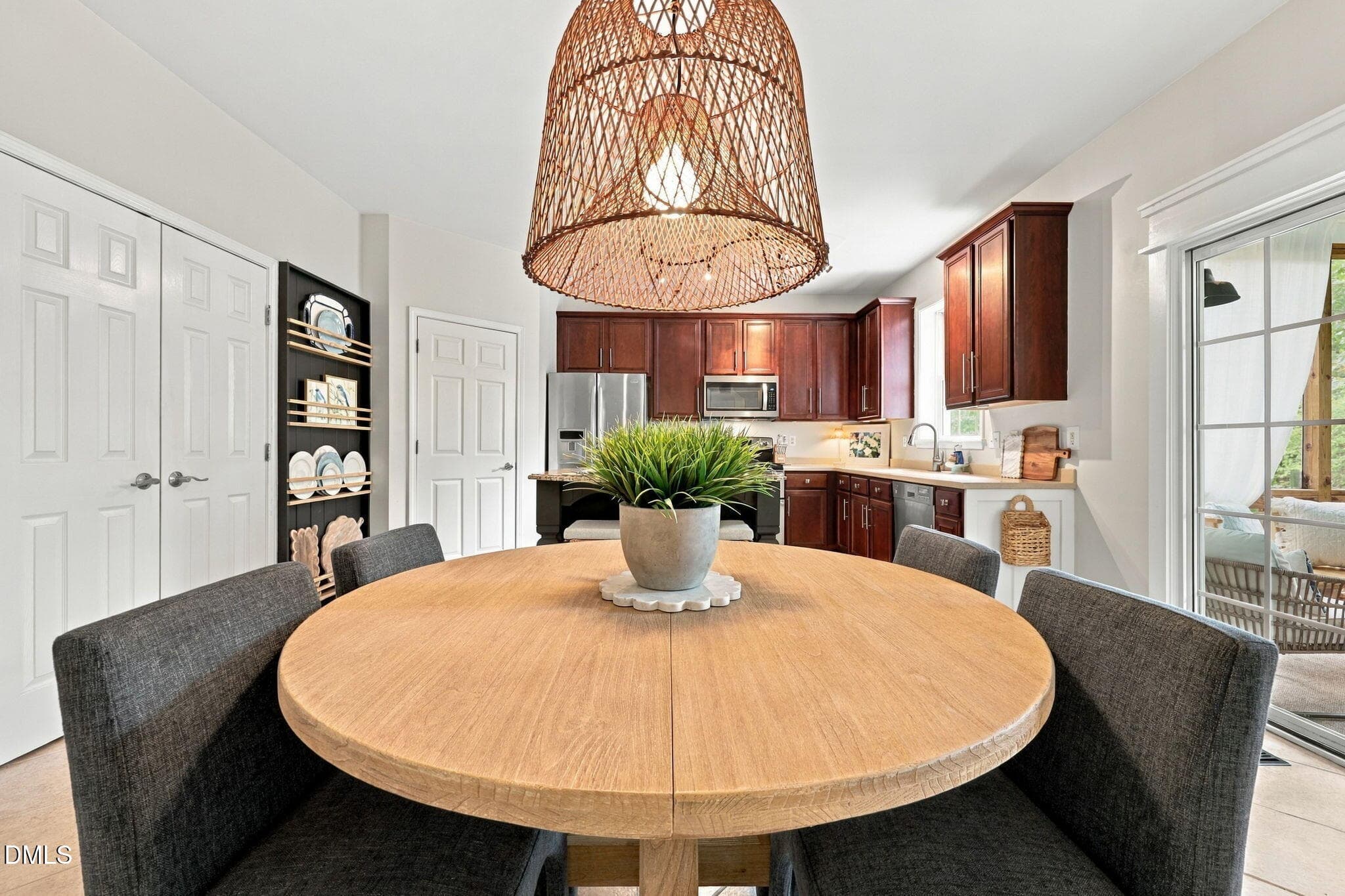 Eat-In Kitchen - 6 Sydenham Road, Durham, NC 27713