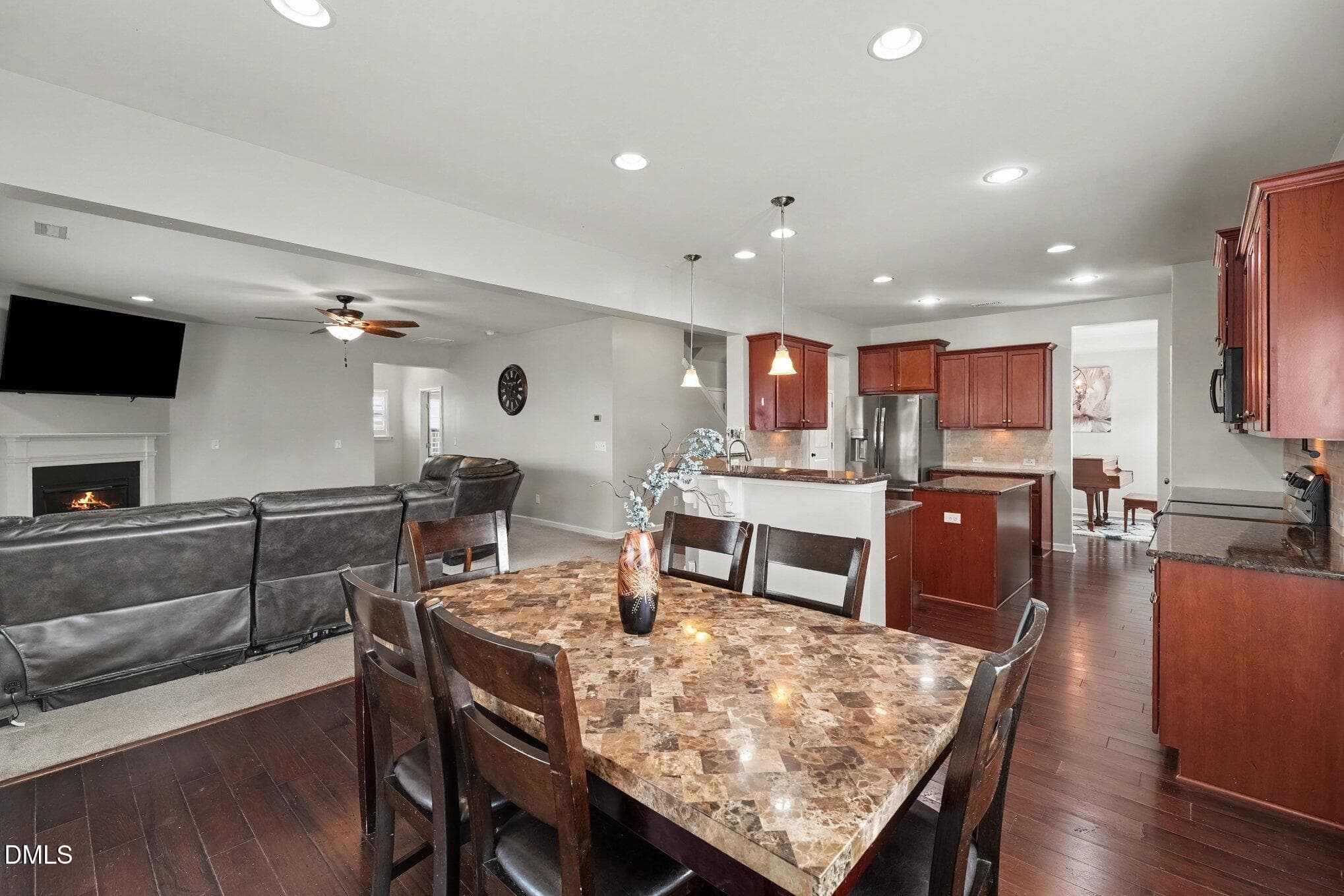 011_file_3864 - 1000 Harvest Point Drive, Fuquay Varina, NC 27526
