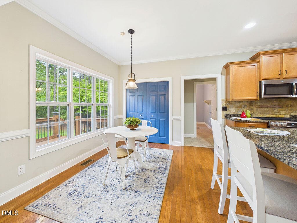 Breakfast Nook - 16 Ridge Road, Jackson Springs, NC 27281