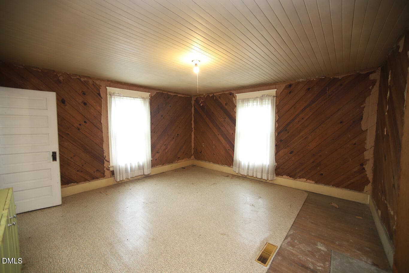 12609 Roxboro RdU - 12609 N Roxboro Road, Rougemont, NC 27572