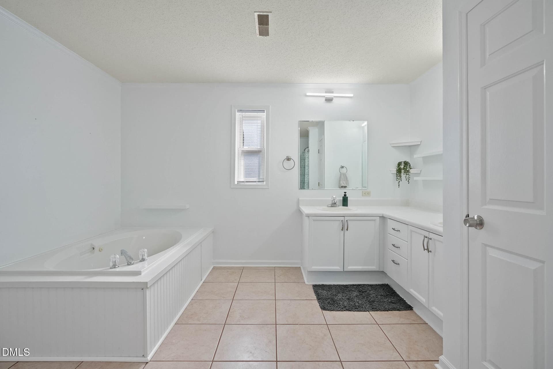 31-web-or-mls-done8513kenridge-36 - 8513 Kenridge Lane, Fuquay Varina, NC 27526