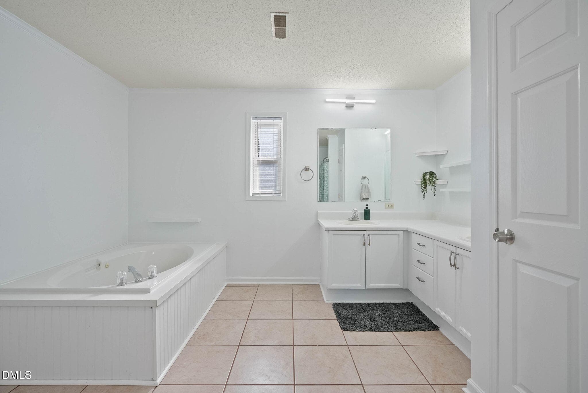 31-web-or-mls-done8513kenridge-36 - 8513 Kenridge Lane, Fuquay Varina, NC 27526