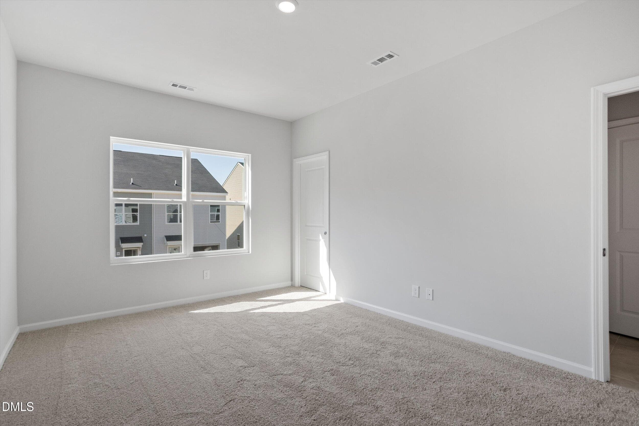 FMWeb11 - 123 Wood Aster Way 298, Garner, NC 27529