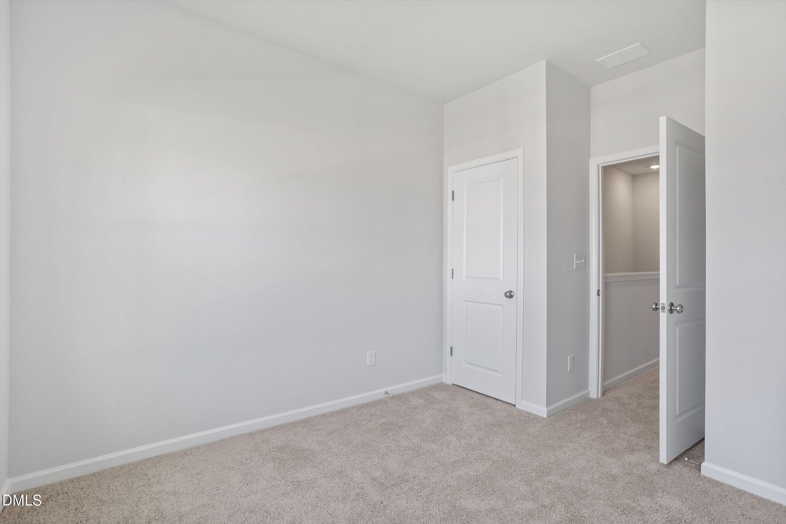 FMWeb22 - 123 Wood Aster Way 298, Garner, NC 27529