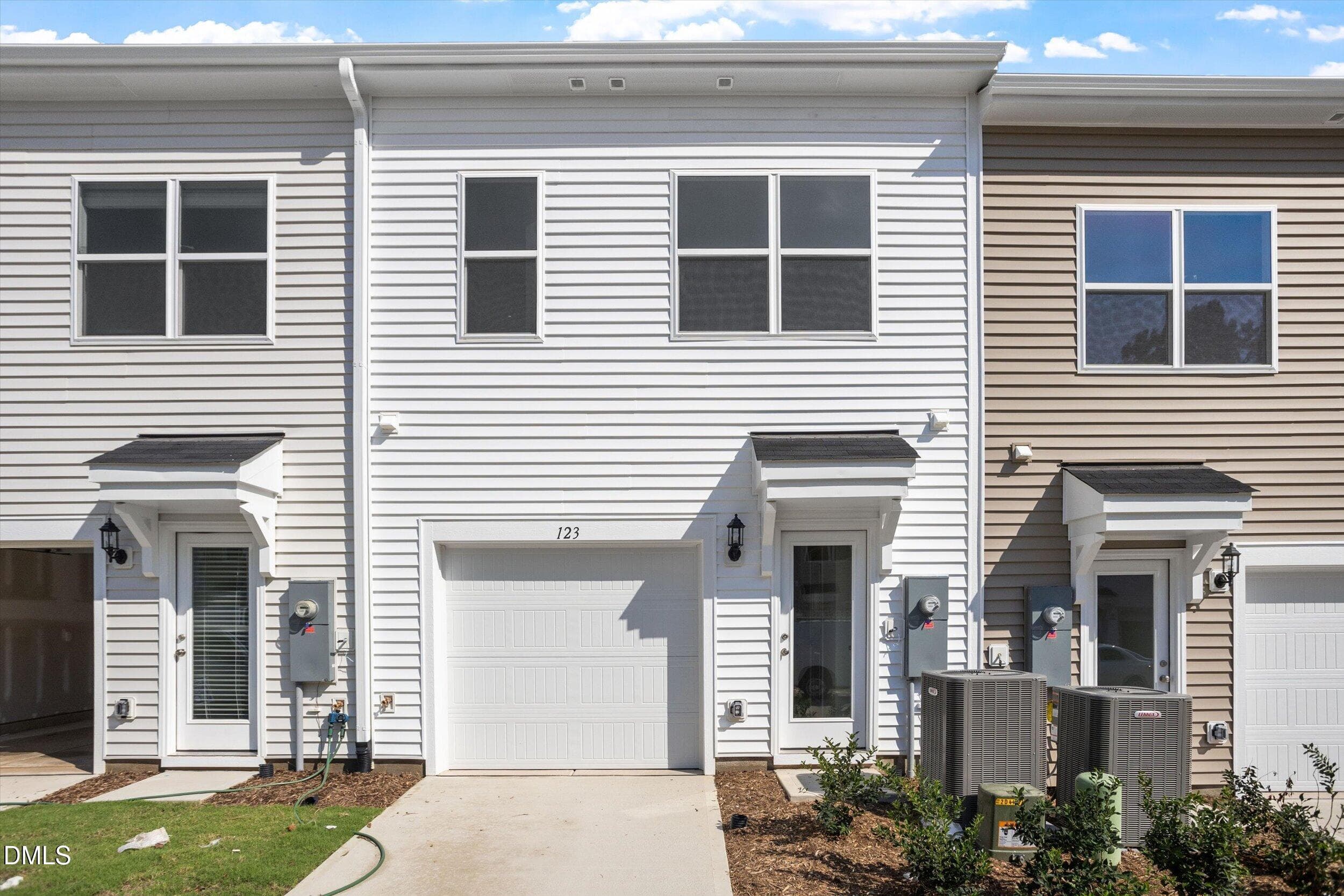 FMWeb23 - 123 Wood Aster Way 298, Garner, NC 27529