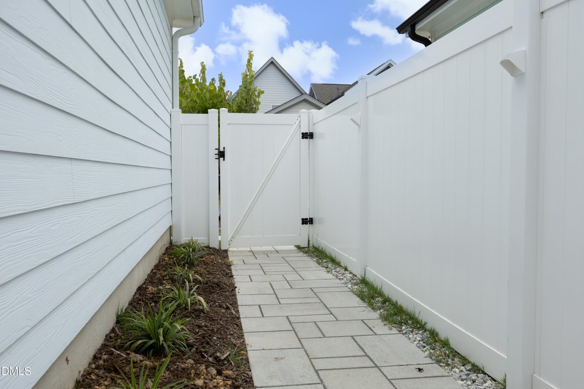 48SideWalkway - 1611 Sandy Prairie Drive, Wendell, NC 27591