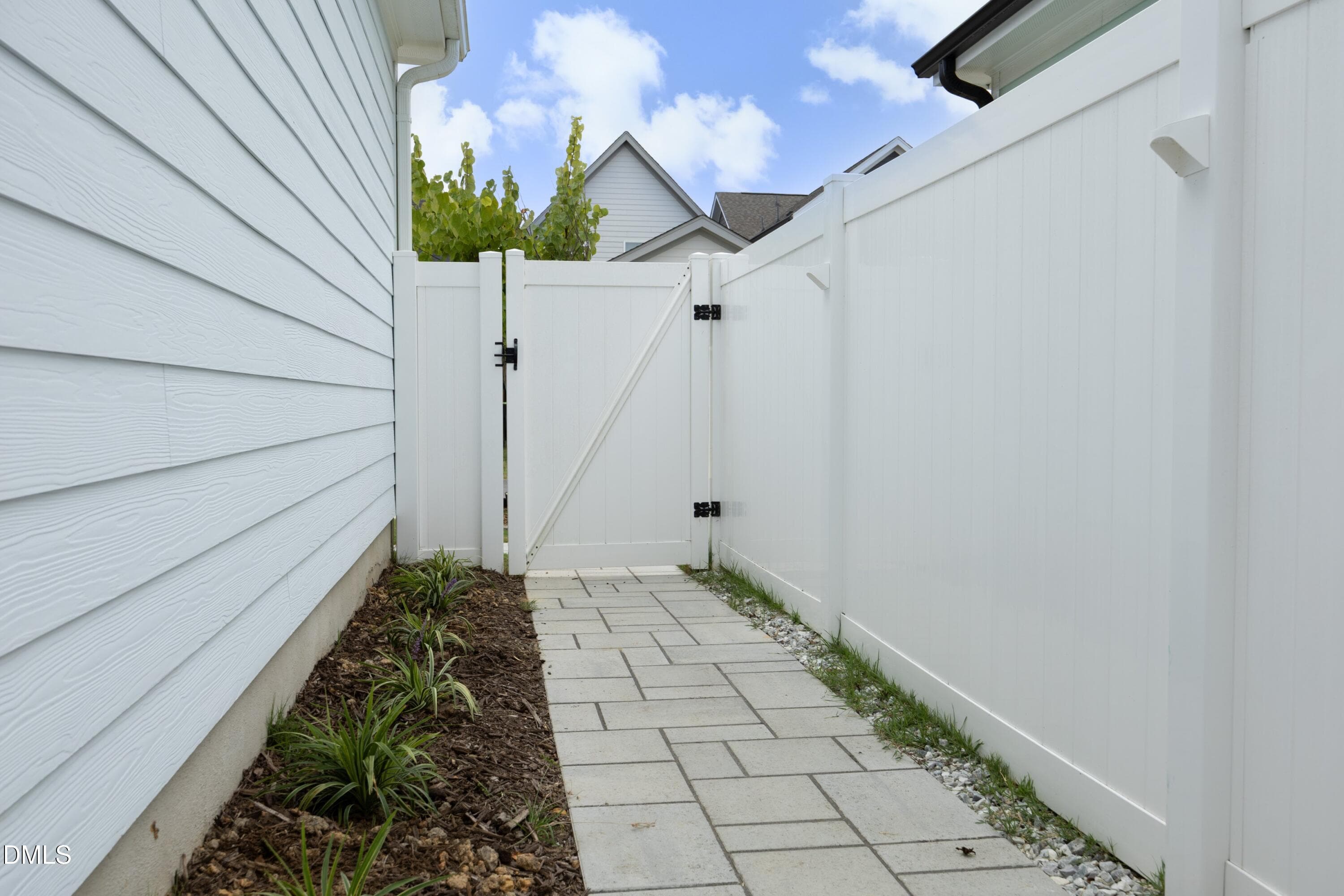 48SideWalkway - 1611 Sandy Prairie Drive, Wendell, NC 27591