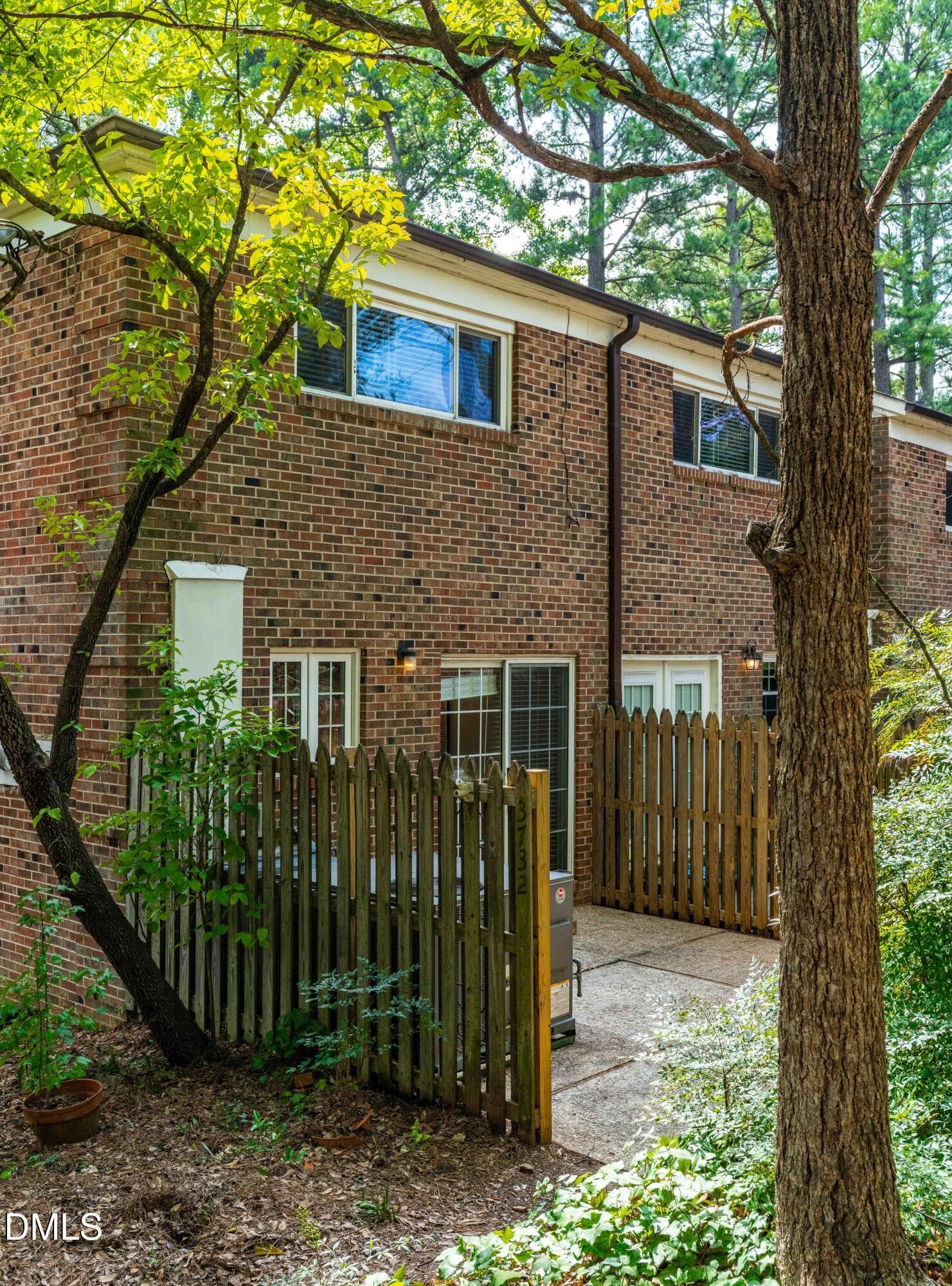 0025 - 3732 Jamestown Cir - 3732 Jamestown Circle, Raleigh, NC 27609