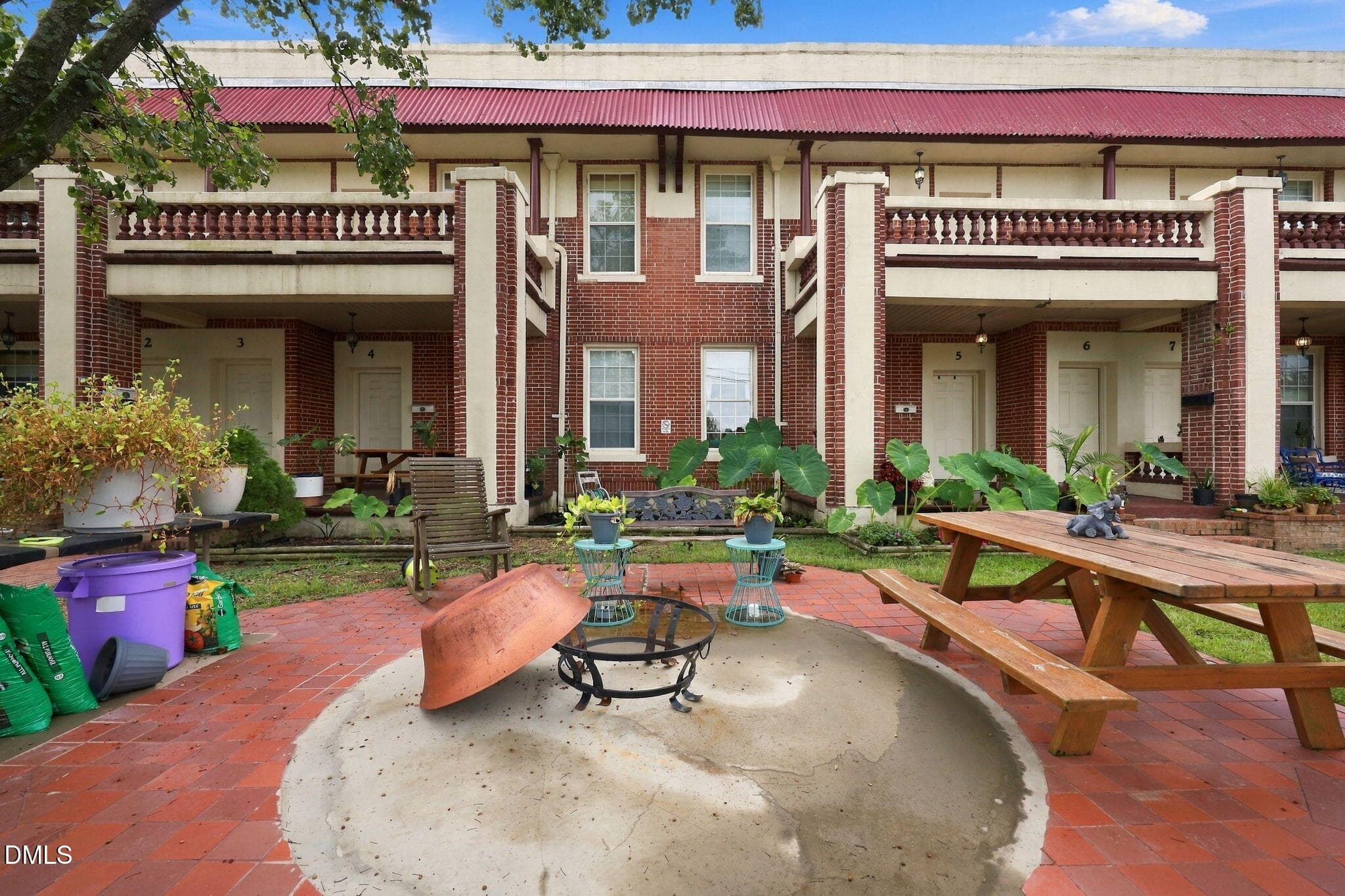 Courtyard - 201 Broadway Street, Durham, NC 27701