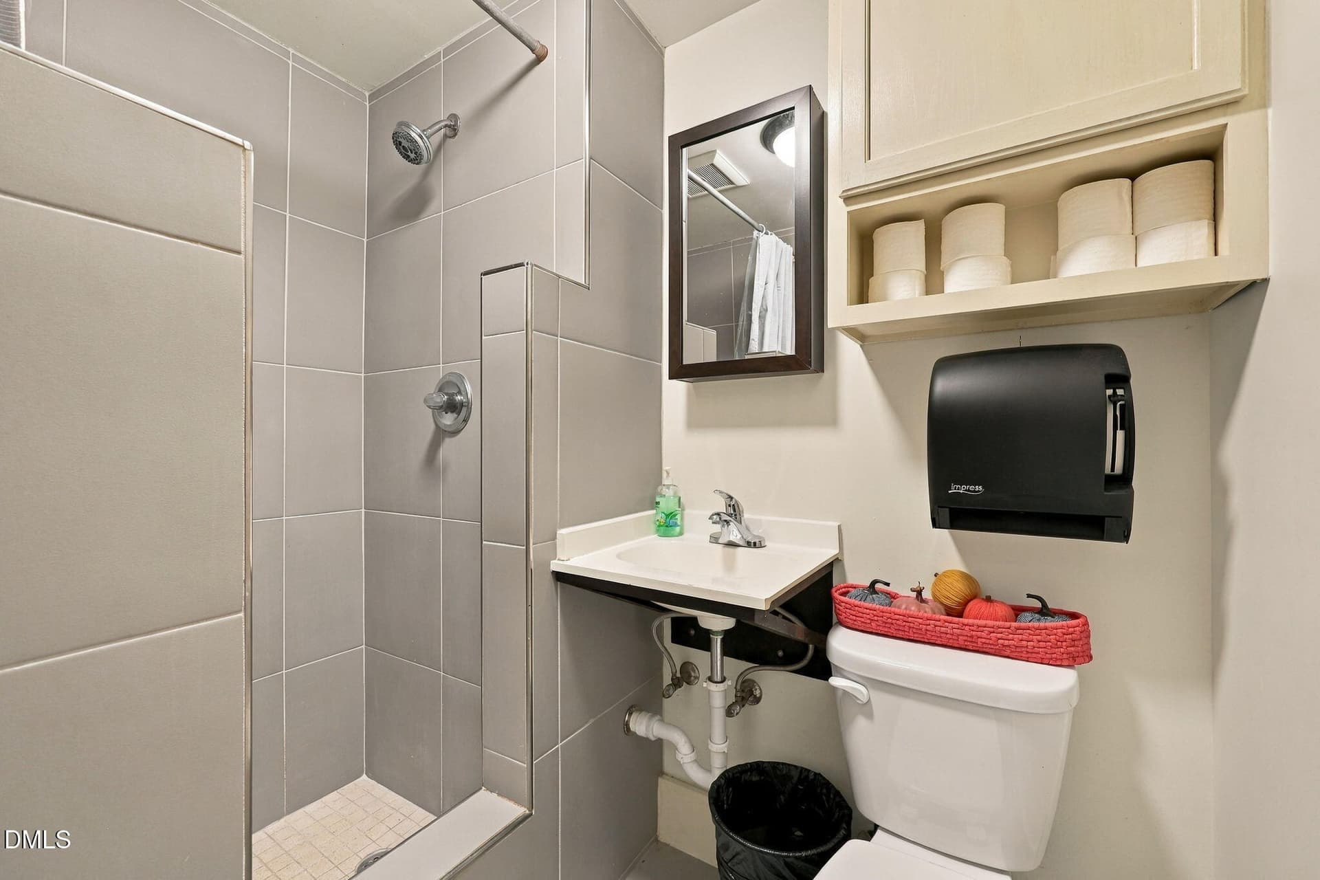Bathroom - 201 Broadway Street, Durham, NC 27701