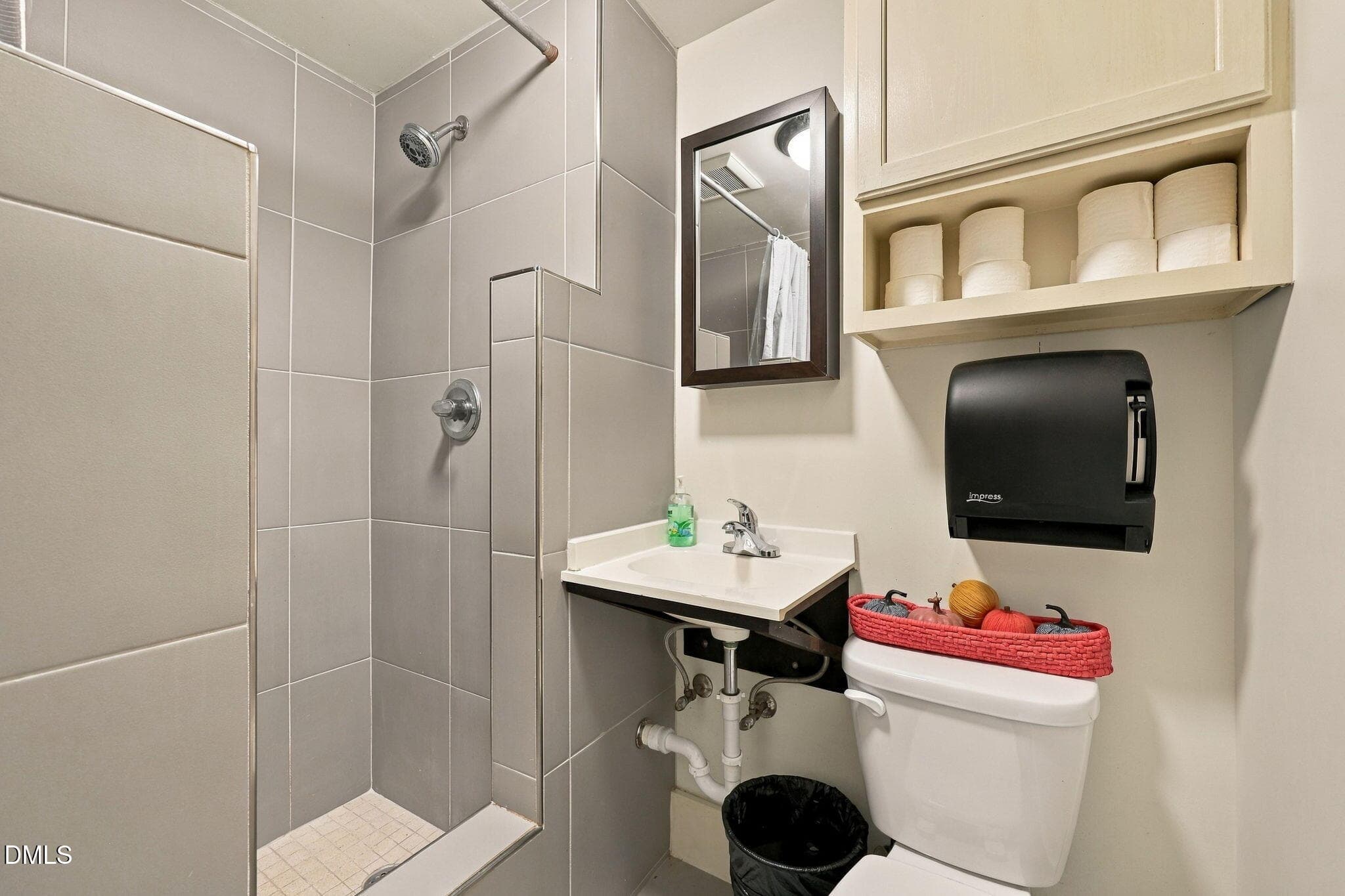 Bathroom - 201 Broadway Street, Durham, NC 27701