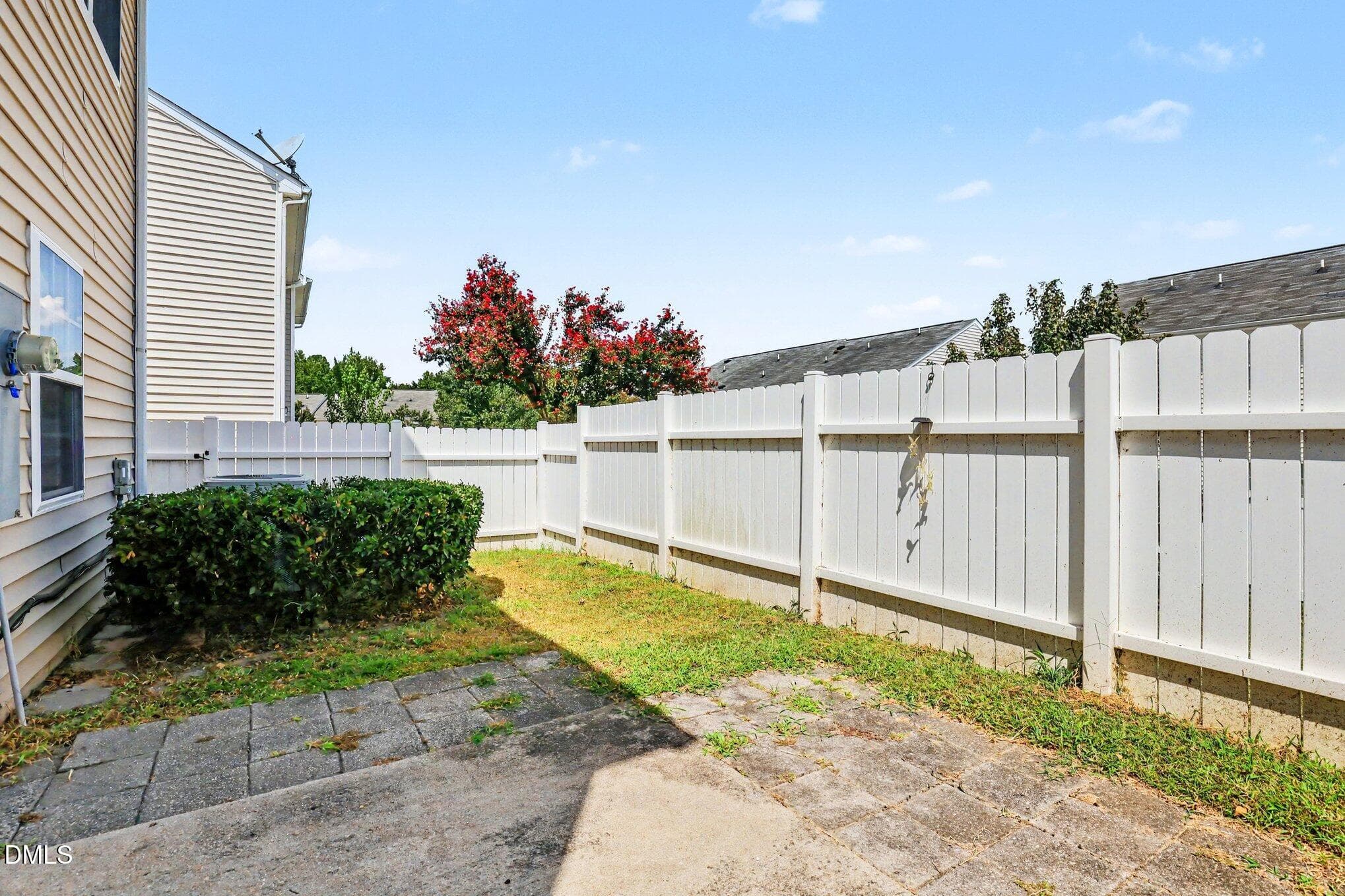 026_file_5385 - 1952 Grassy Banks Drive, Raleigh, NC 27610