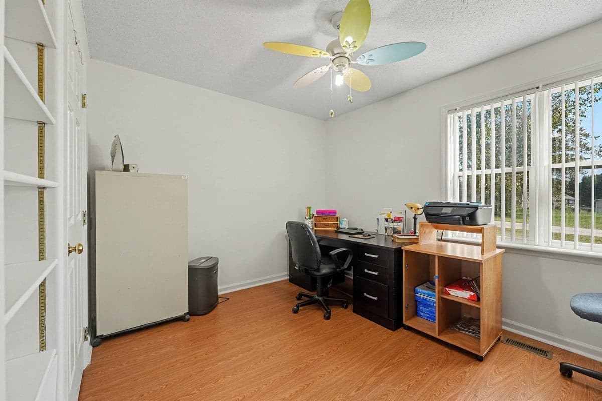 013_file_4092.jpg - 1145 Forest Glen Drive, Raleigh, NC 27603