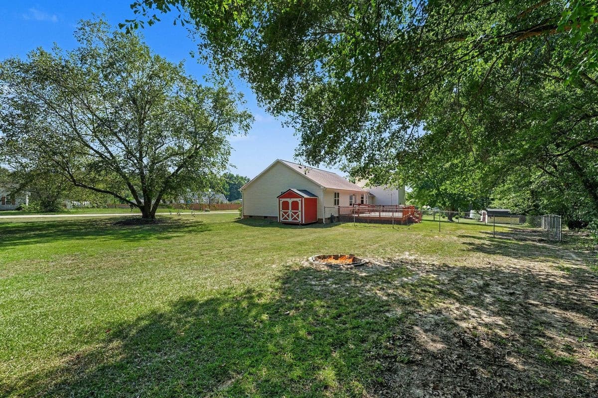 027_file_5880.jpg - 1145 Forest Glen Drive, Raleigh, NC 27603