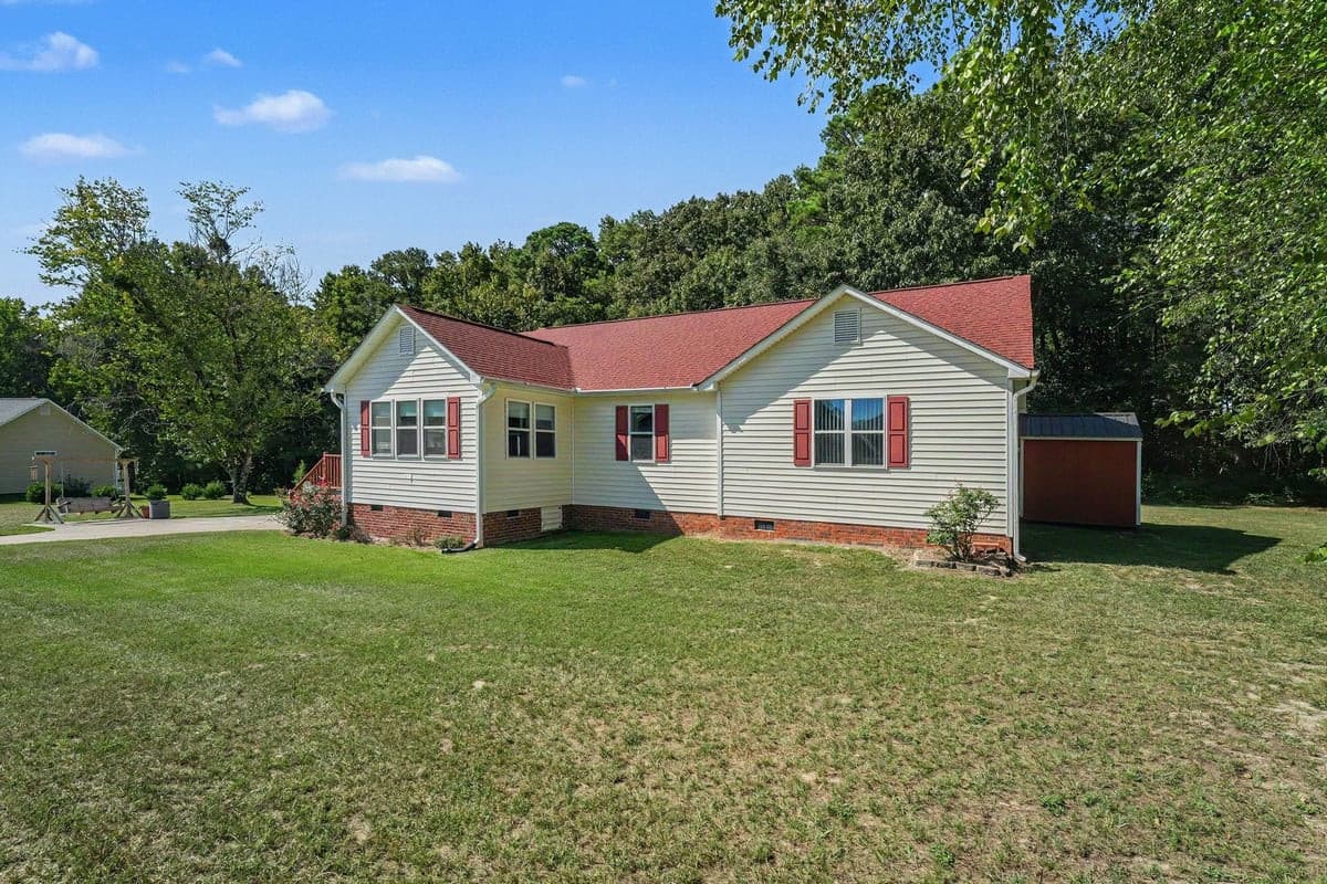 003_file_3586.jpg - 1145 Forest Glen Drive, Raleigh, NC 27603