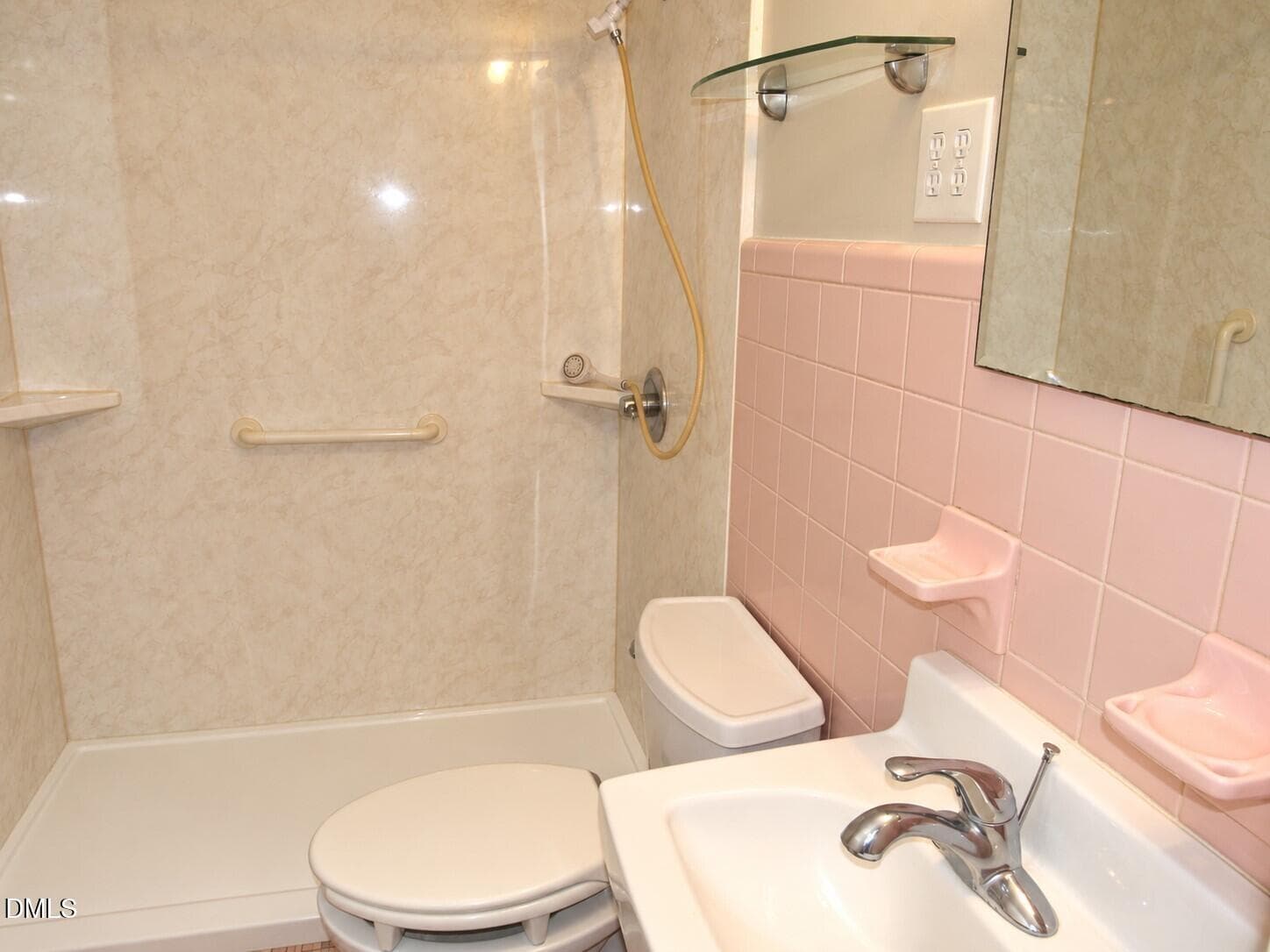 Hall bath - 2635 W Lyon Station Road, Creedmoor, NC 27522, Creedmoor