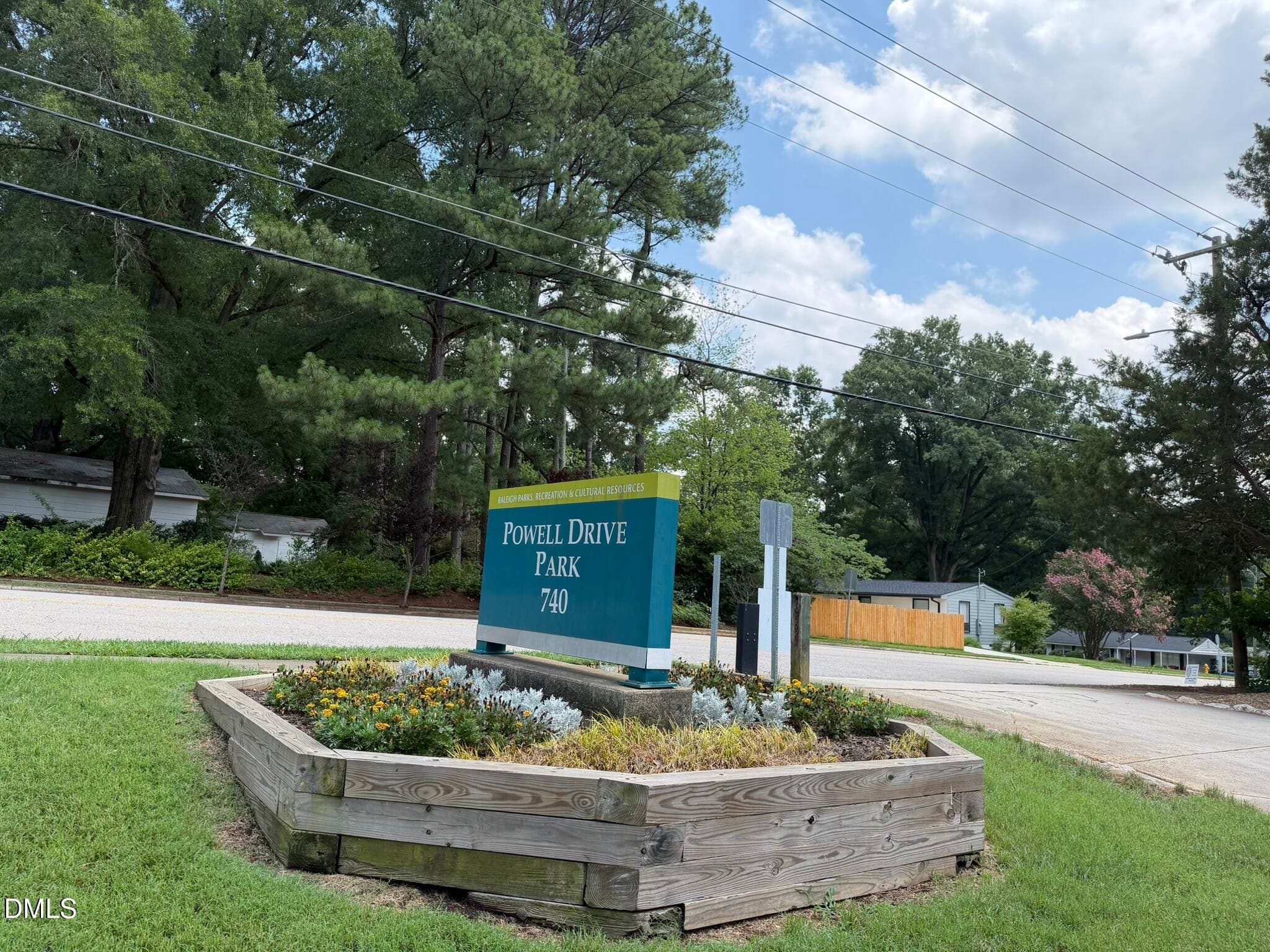Powell Dr Park - 708 Powell Drive A, Raleigh, NC 27606