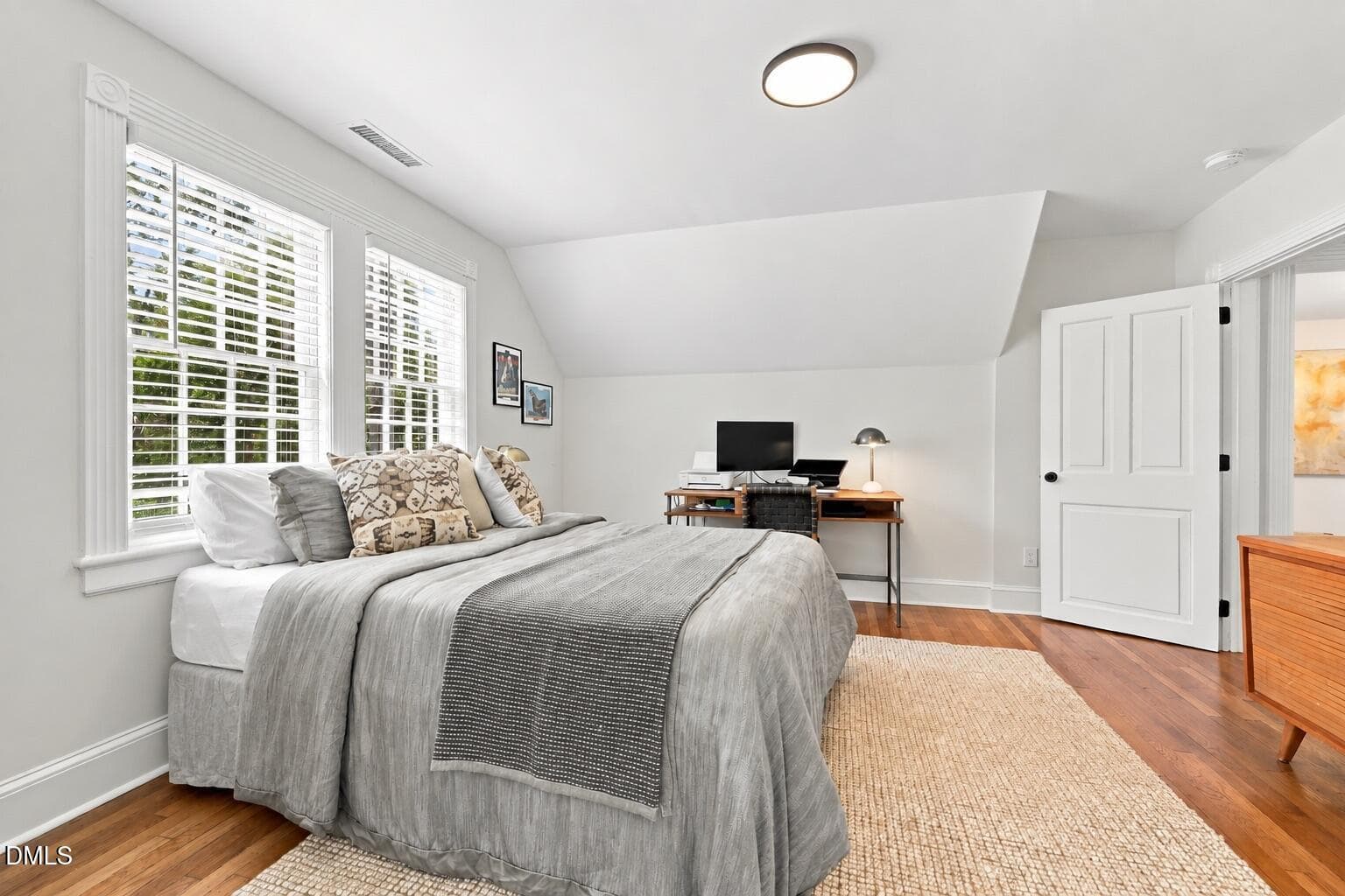 UniversityBedEdited - 1632 University Drive, Durham, NC 27707