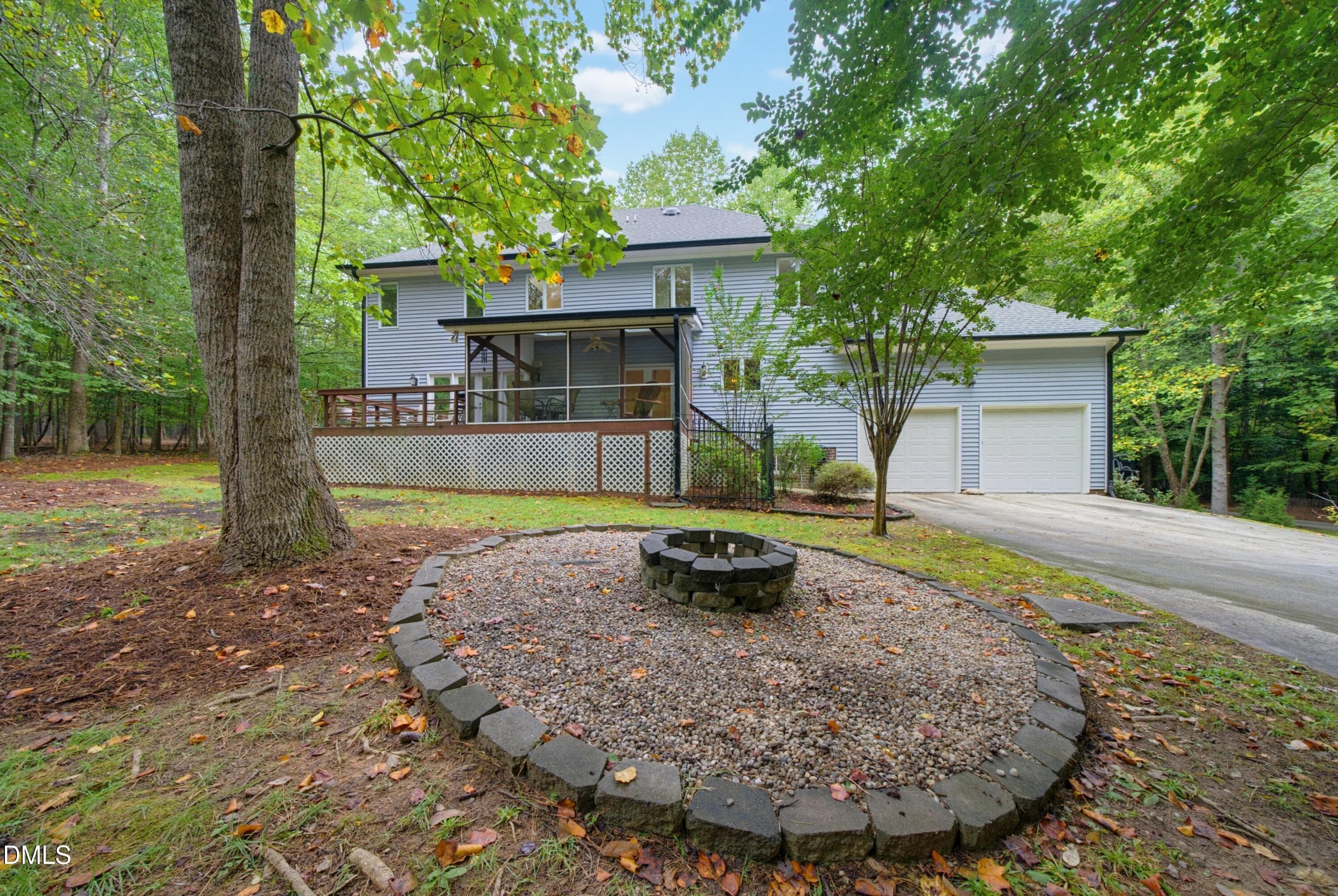 Fire pit - 1105 Erins Way Lane, Raleigh, NC 27614