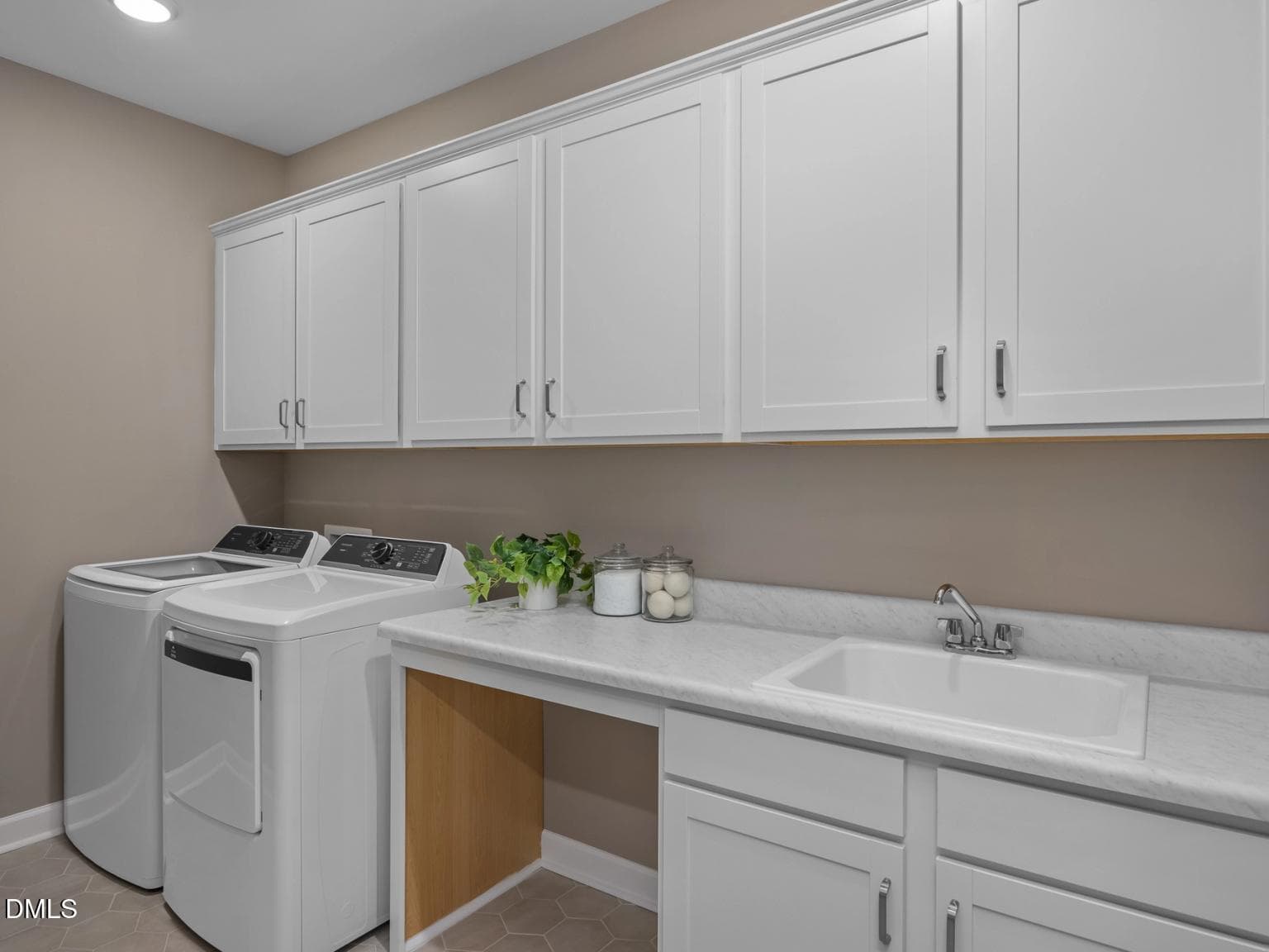 34_InteriorImage_snm-model-hi-res-30 - 700 Dragonfly Pond Way, Wake Forest, NC 27587