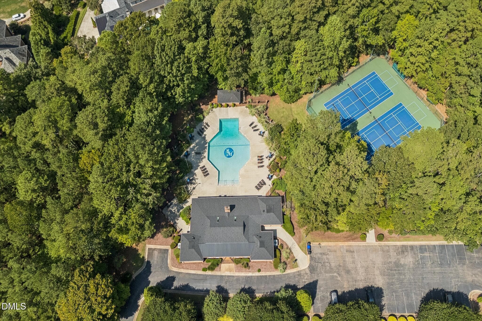 Amenities 2 - 4901 Oakmoor Court, Raleigh, NC 27614