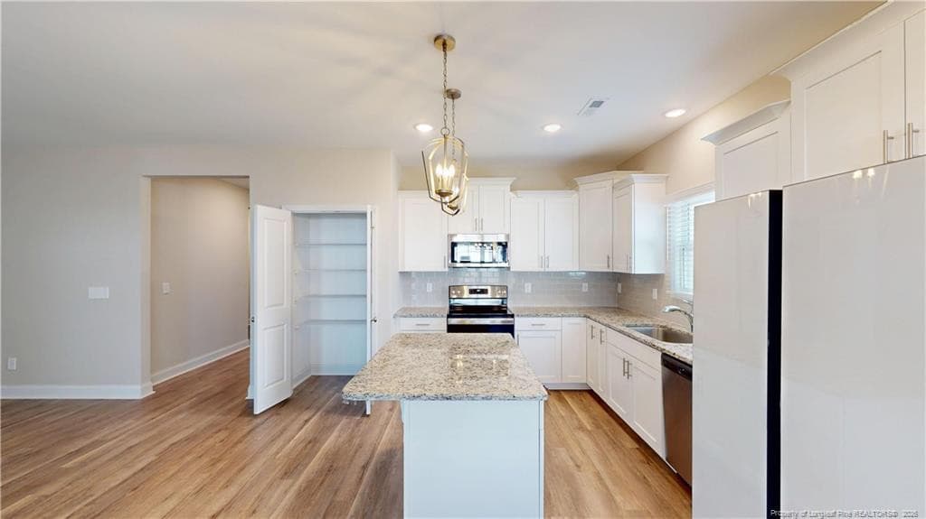 Photo 9 - 370 Bulldawg Lane, Raeford, NC 28376