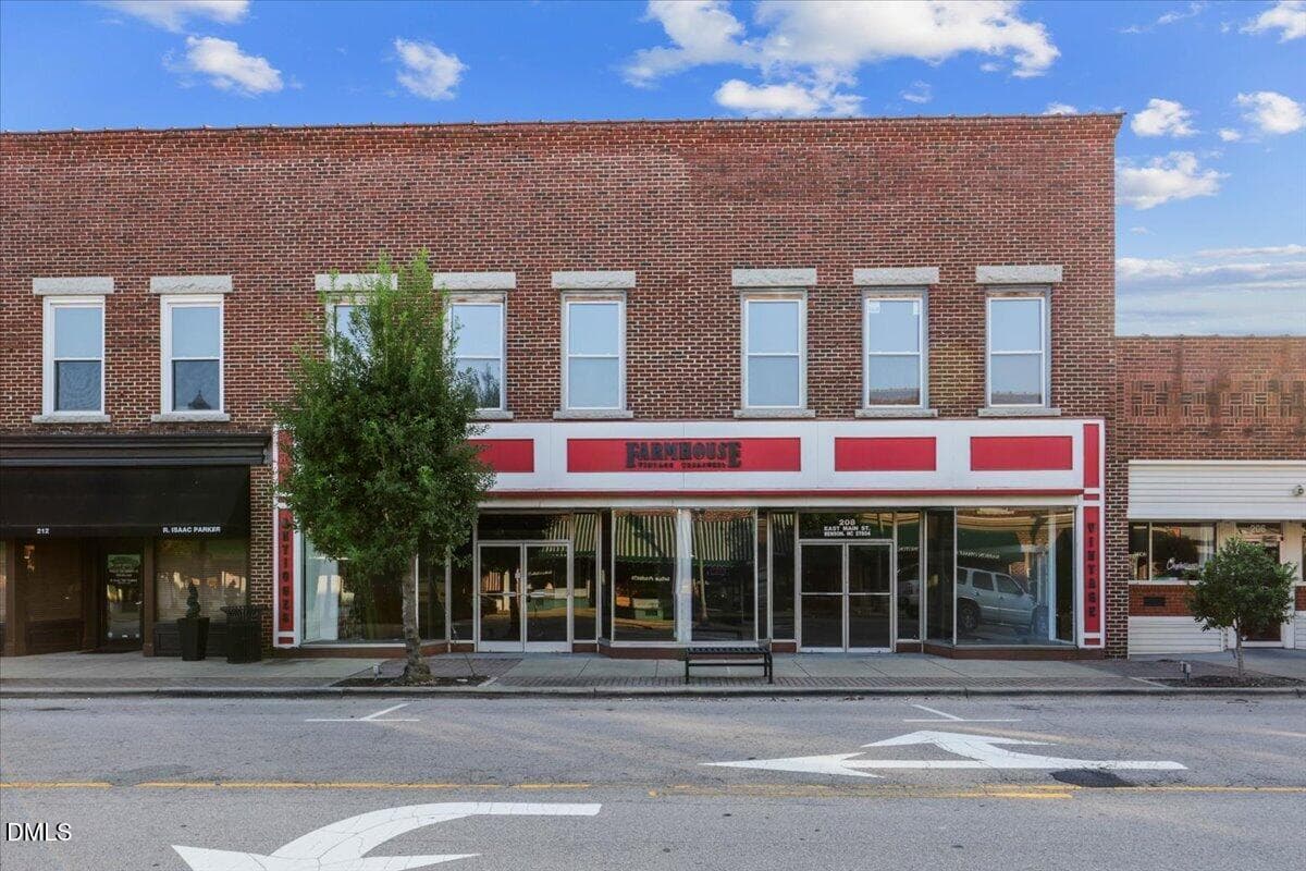 208 E Main Street, Benson, NC 27504