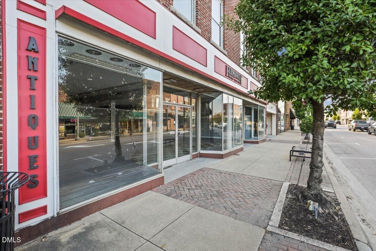 06-208 E Main St-6 - 208 E Main Street, Benson, NC 27504