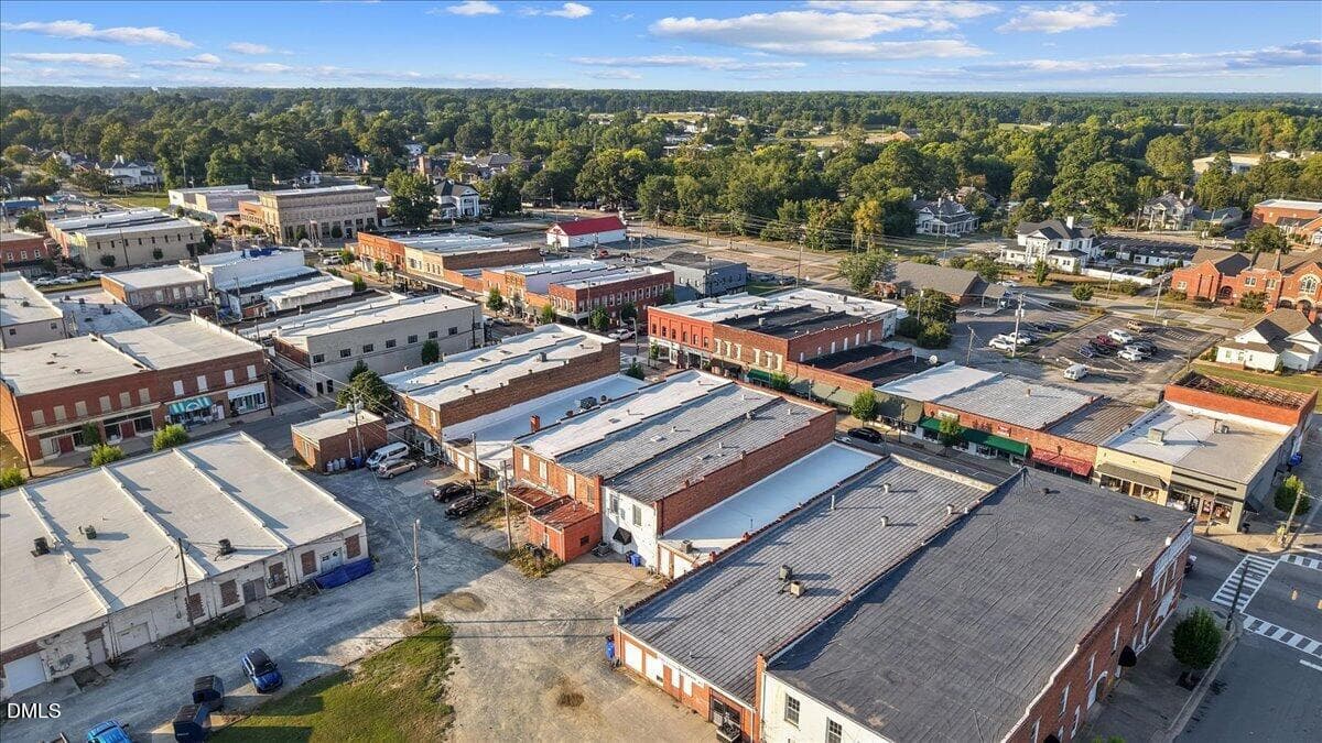 10-208 E Main St-10 - 208 E Main Street, Benson, NC 27504