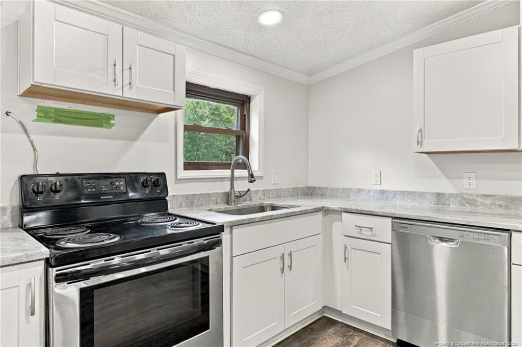 Photo 11 - 5602 Leitha Lane, Dunn, NC 28334