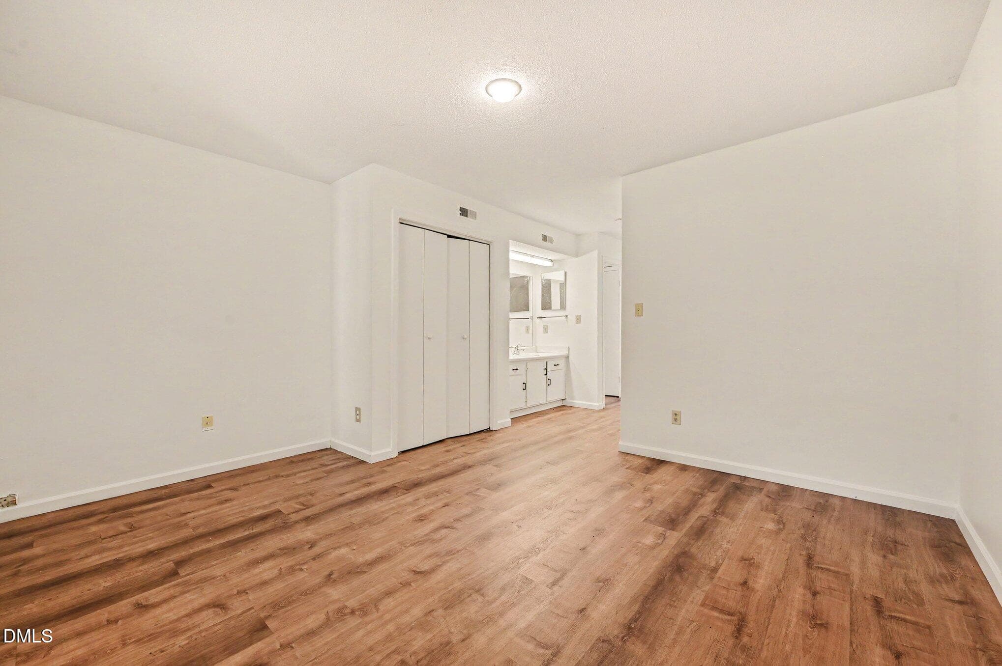 014_file_1886 - 119 Kingsbury Drive, Chapel Hill, NC 27514, Chapel Hill